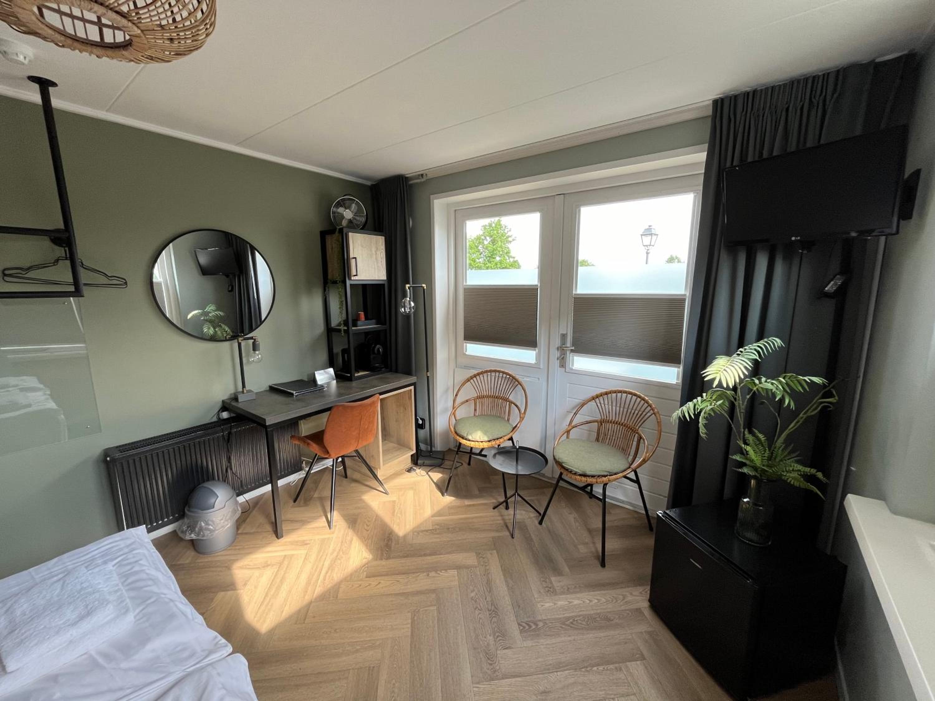 Twin Room with Water View photo 1