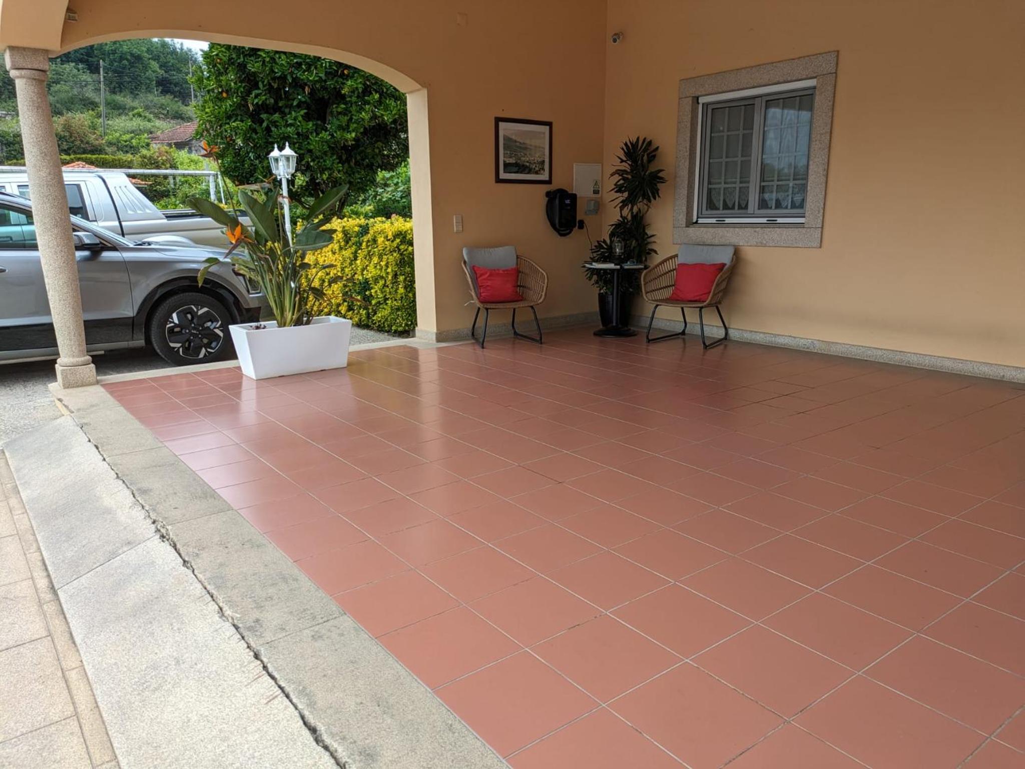 Two-Bedroom House - Photo 11