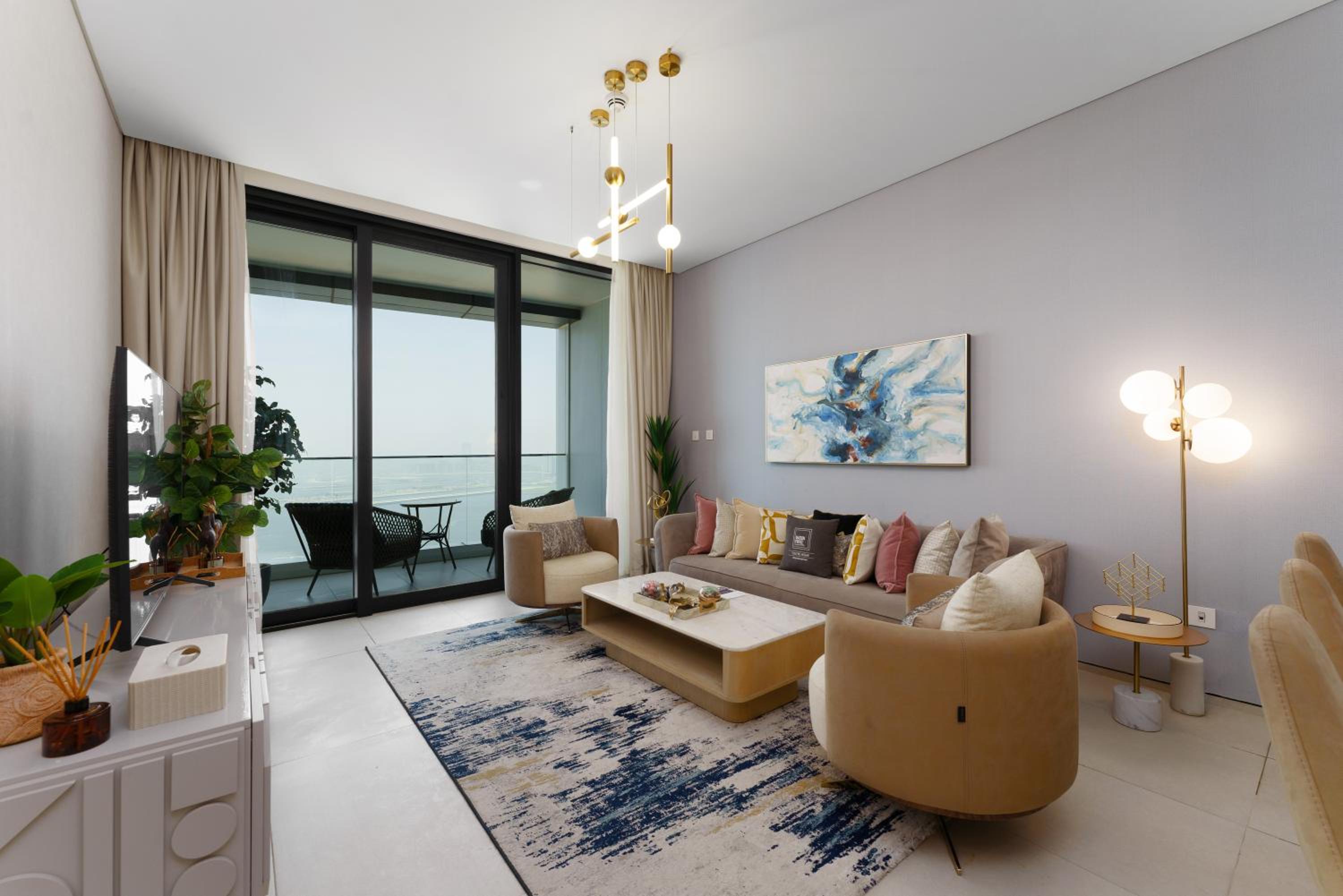 Three-Bedroom Premium Apartment photo 3