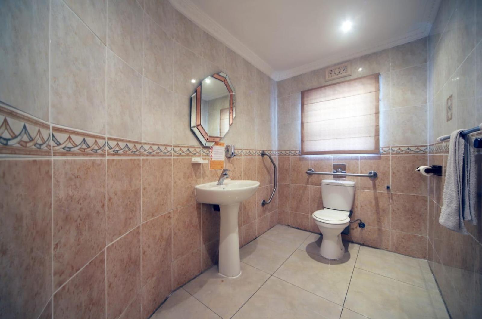 Budget Standard Twin Room - Photo 6