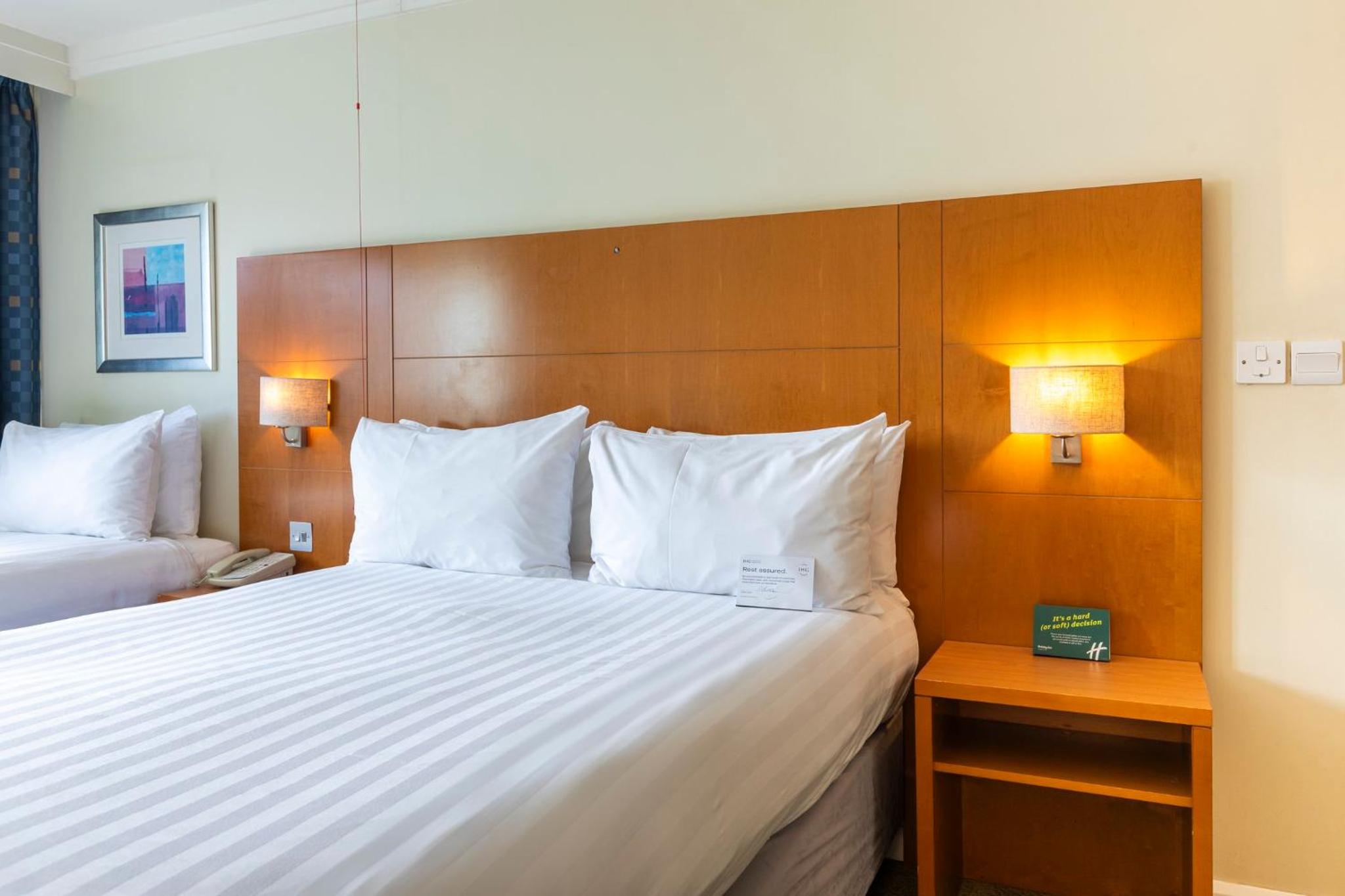 Standard Double Room - Disability Access - Photo 5