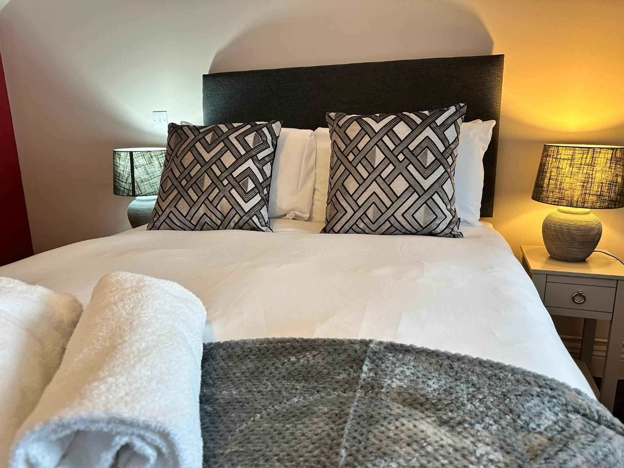 Standard Double Room - Photo 25
