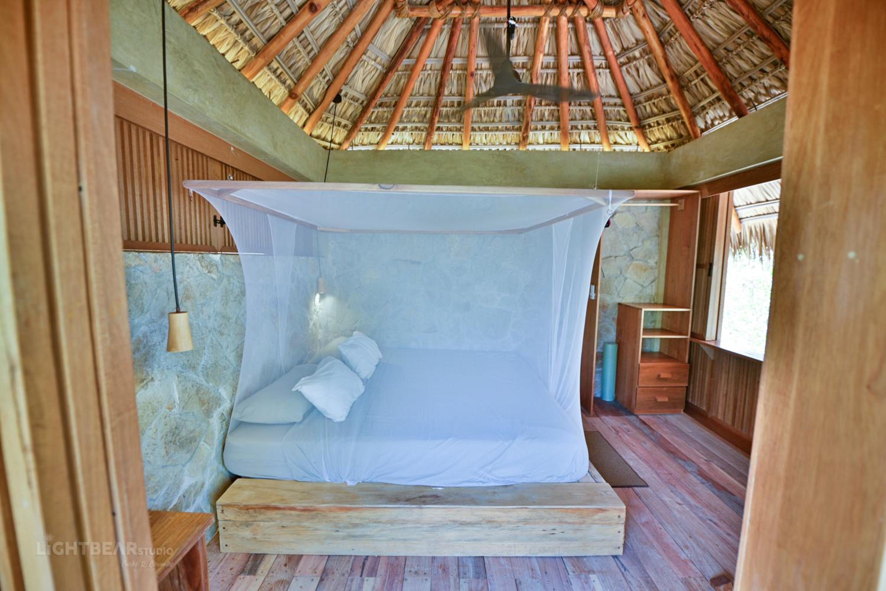 One-Bedroom House - Photo 18