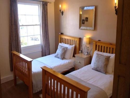 Standard Twin Room photo 2
