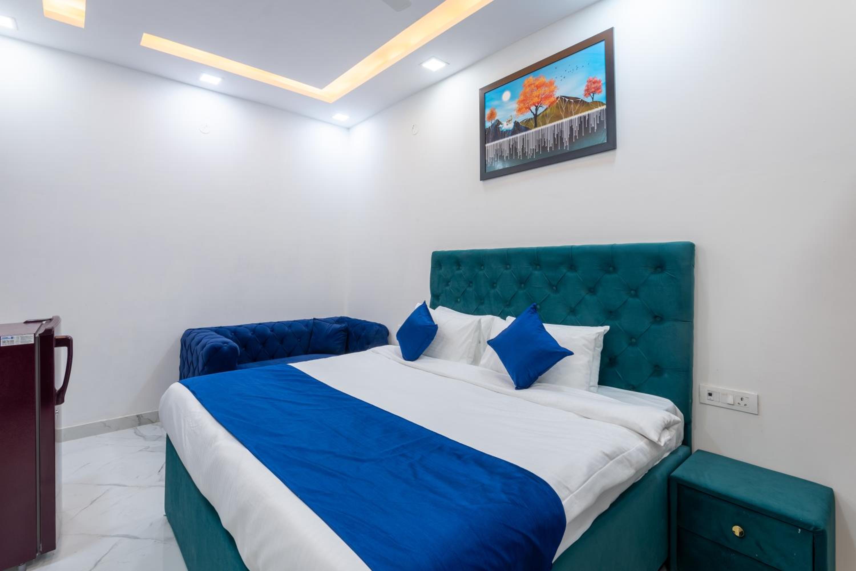 Deluxe Room - Photo 2