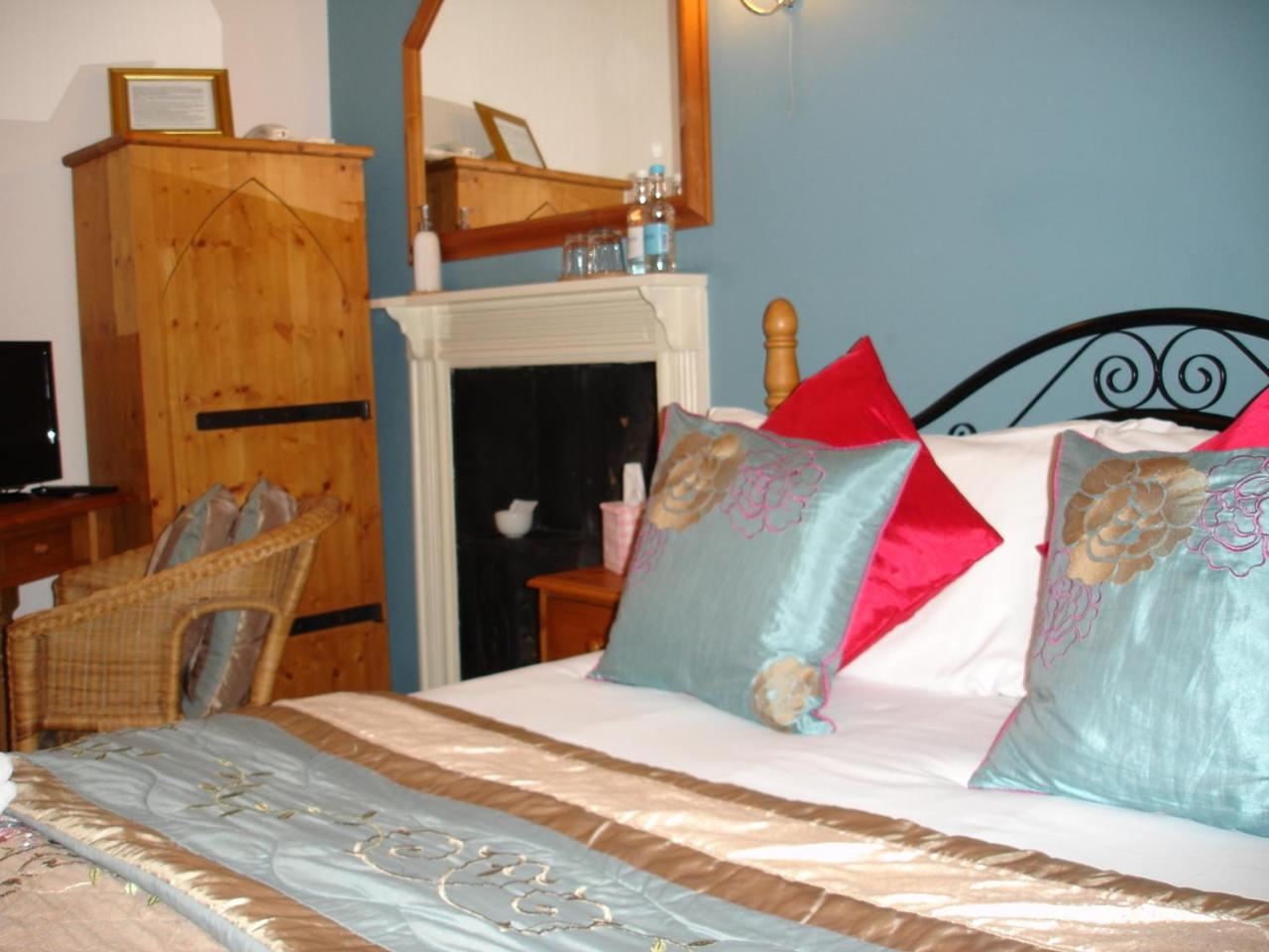 Small Double Room photo 2