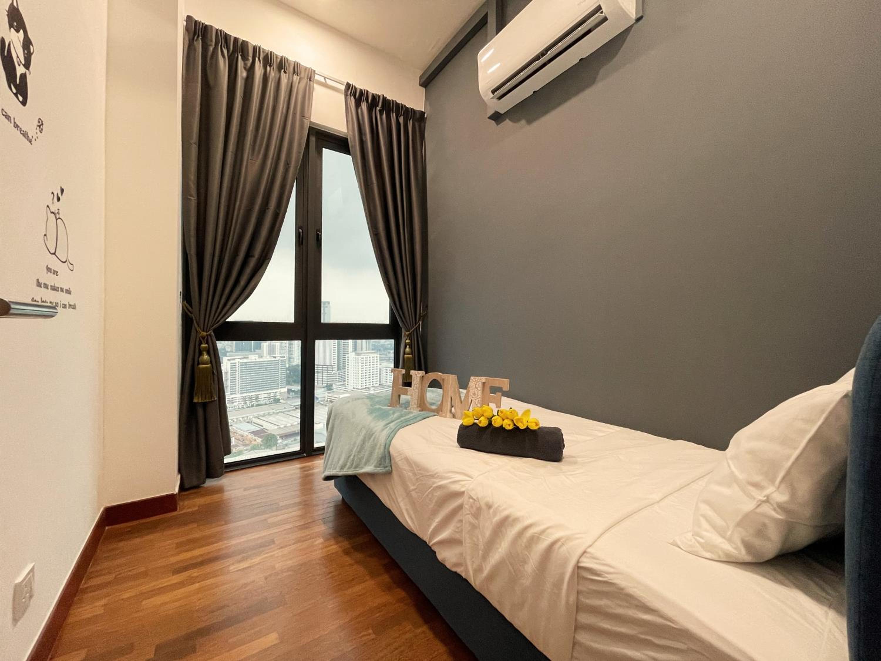 Three-Bedroom Apartment - Photo 47