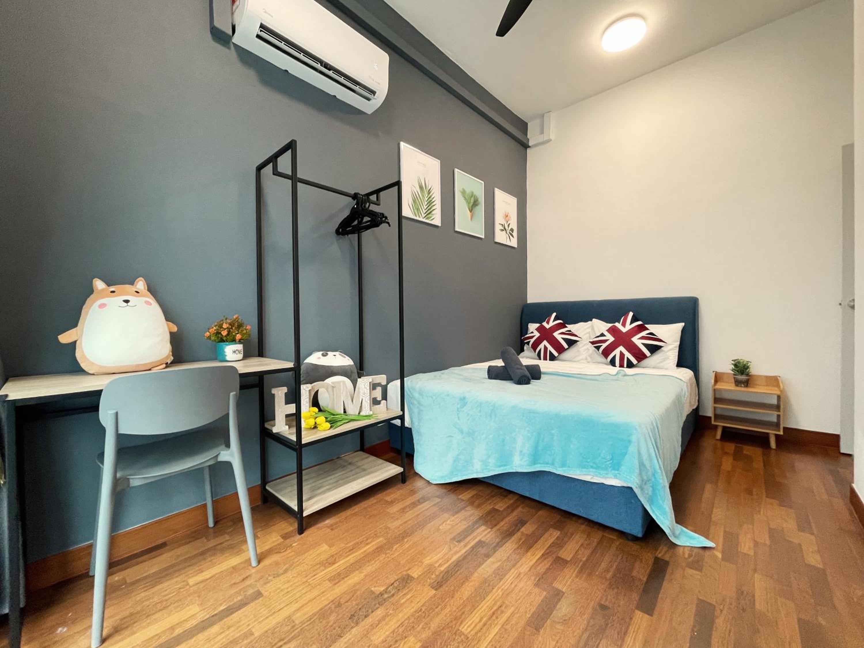 Three-Bedroom Apartment - Photo 44