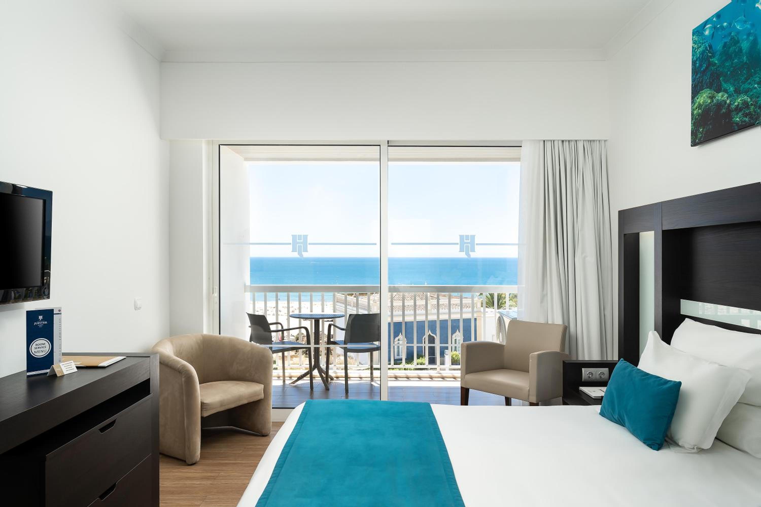 Premium Room with Front Sea View photo 3