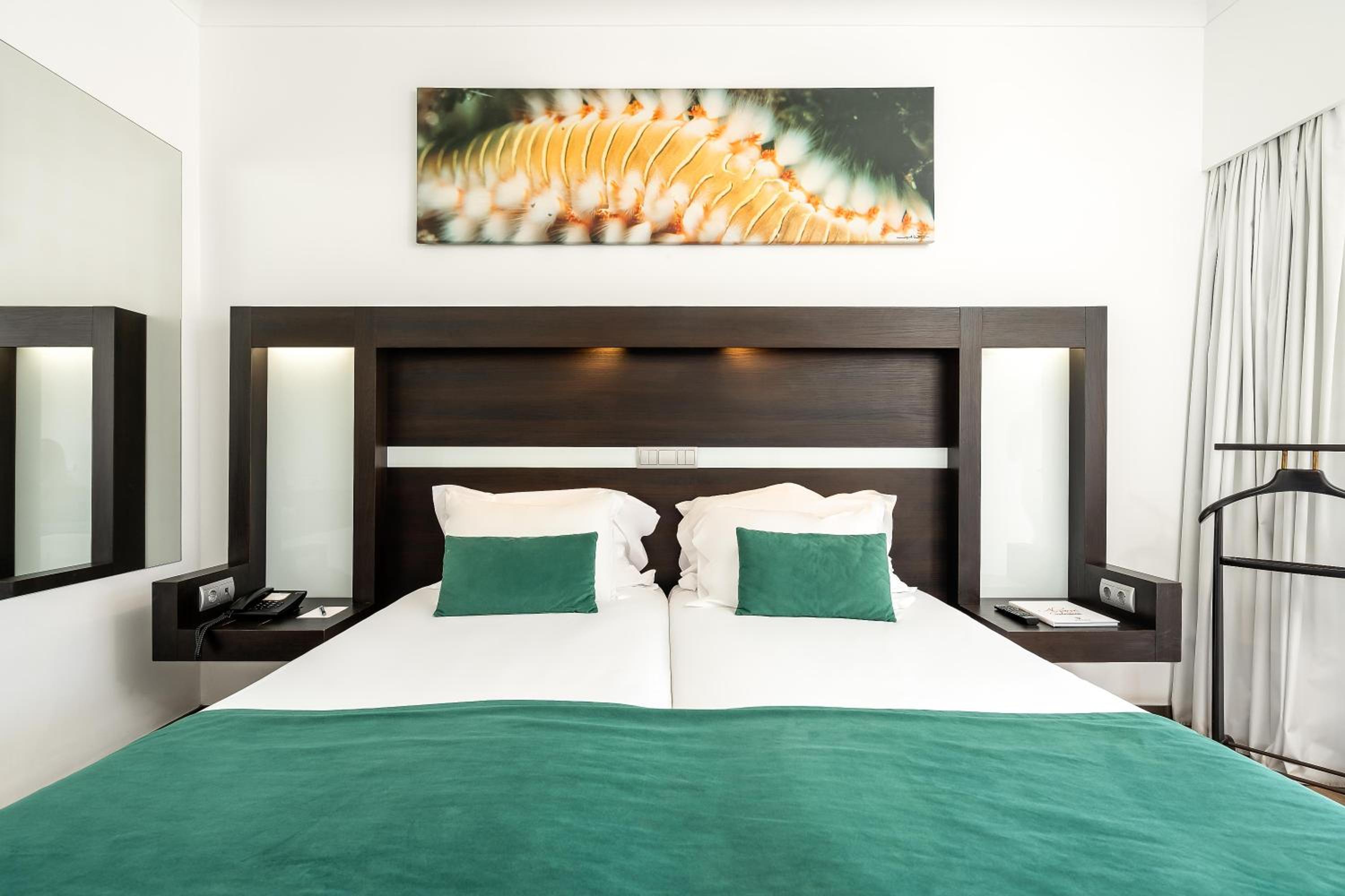 Superior Room with Side Sea View  photo 3