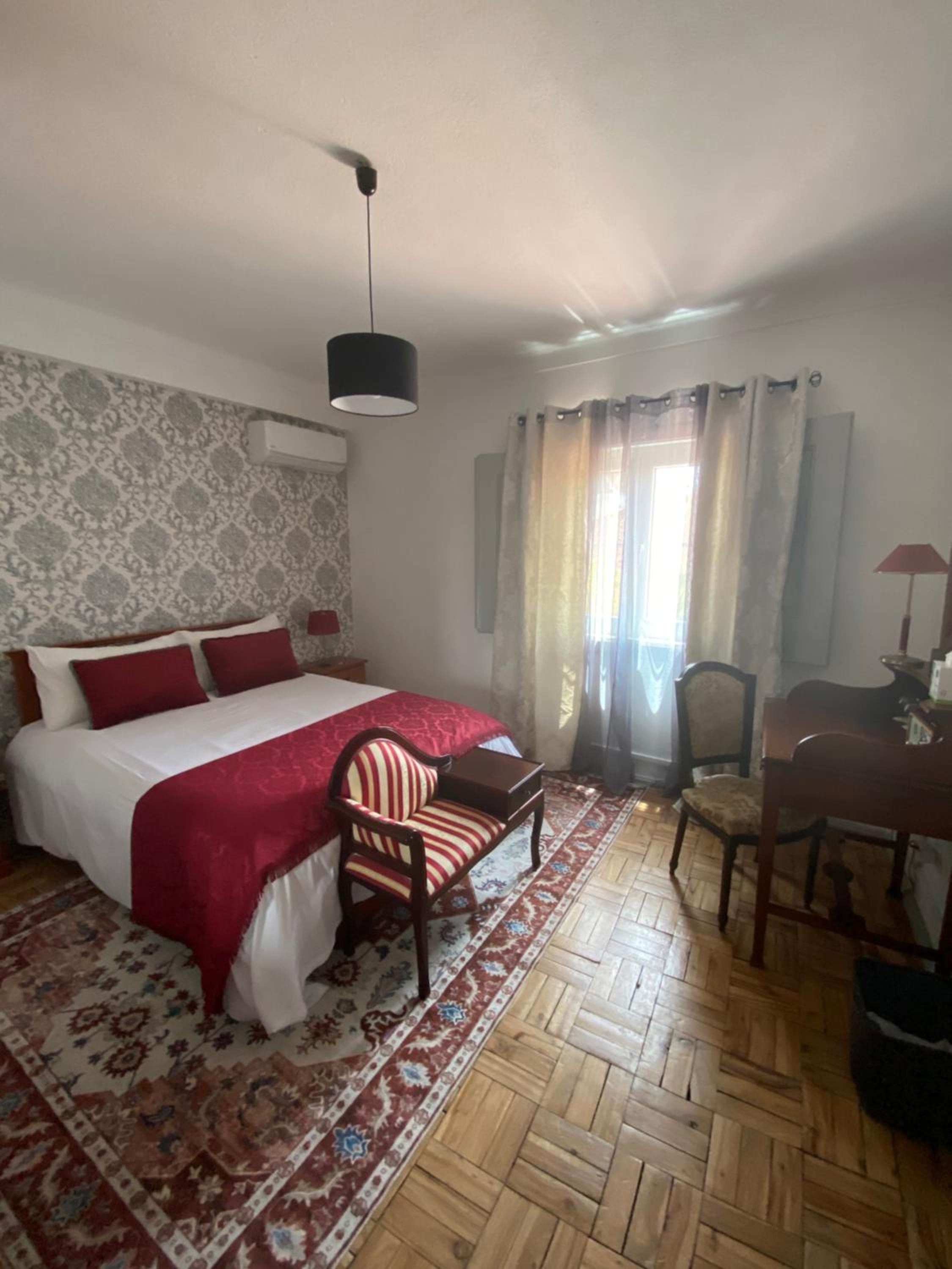 Three-Bedroom Suite - Photo 16