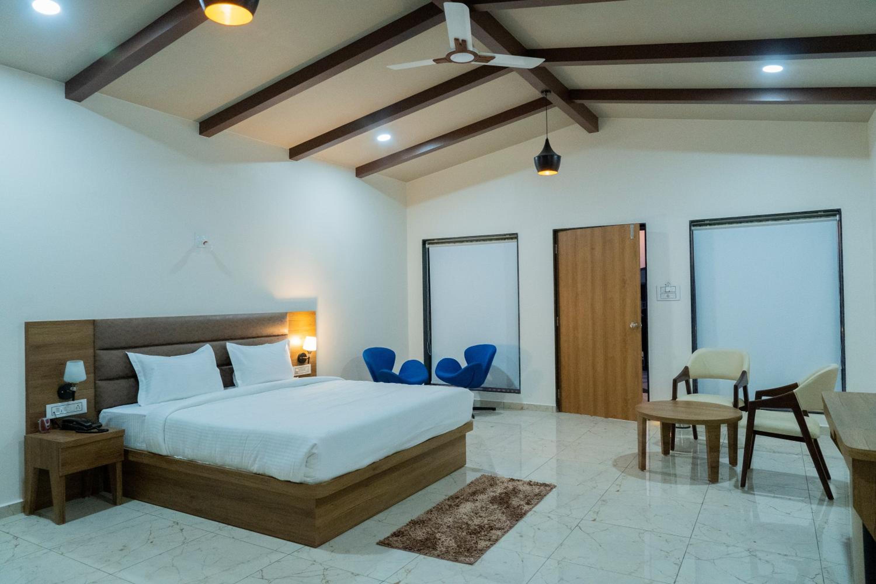 Standard Villa - Photo 1