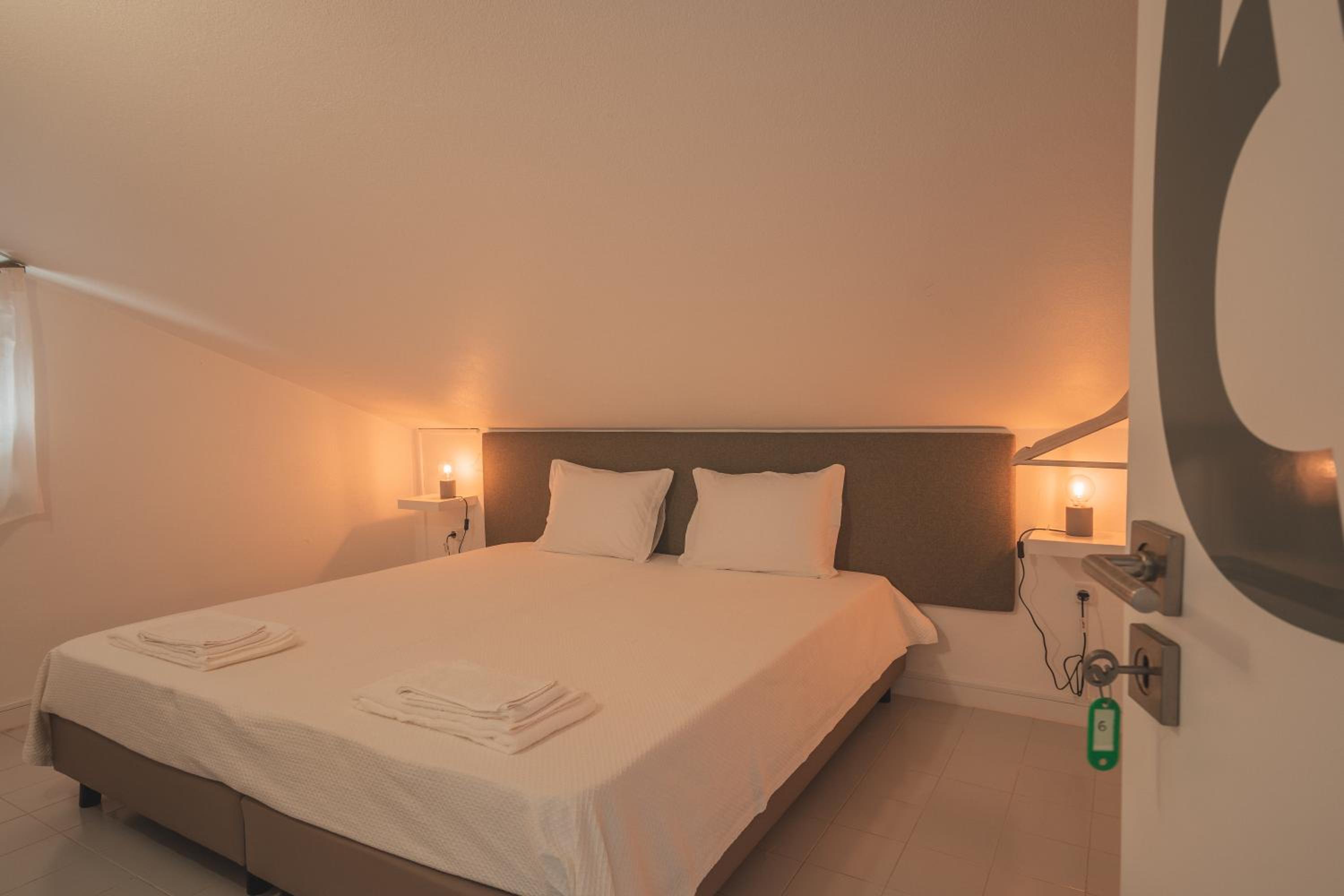 Small Double or Twin Room photo 1