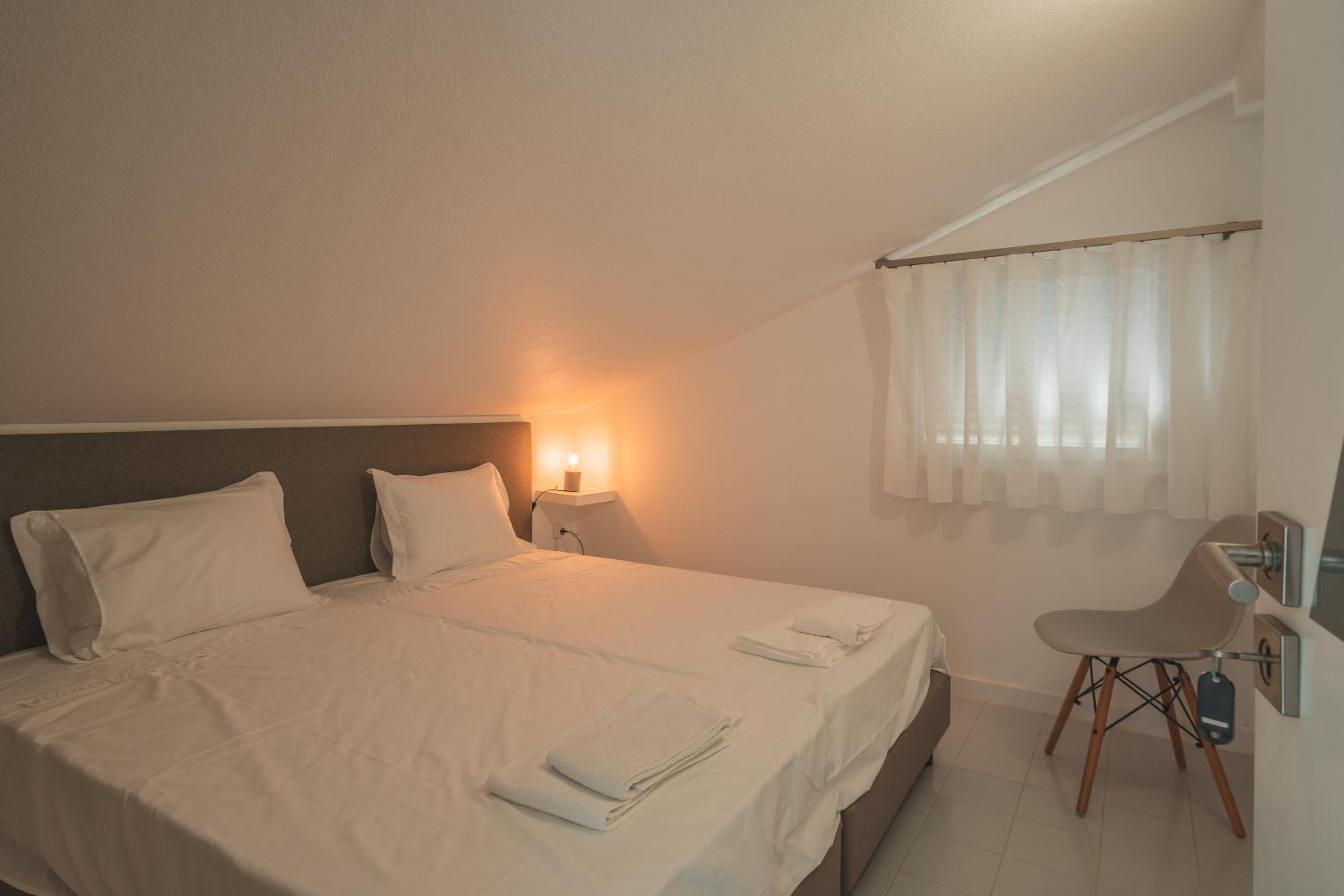 Small Double or Twin Room photo 2