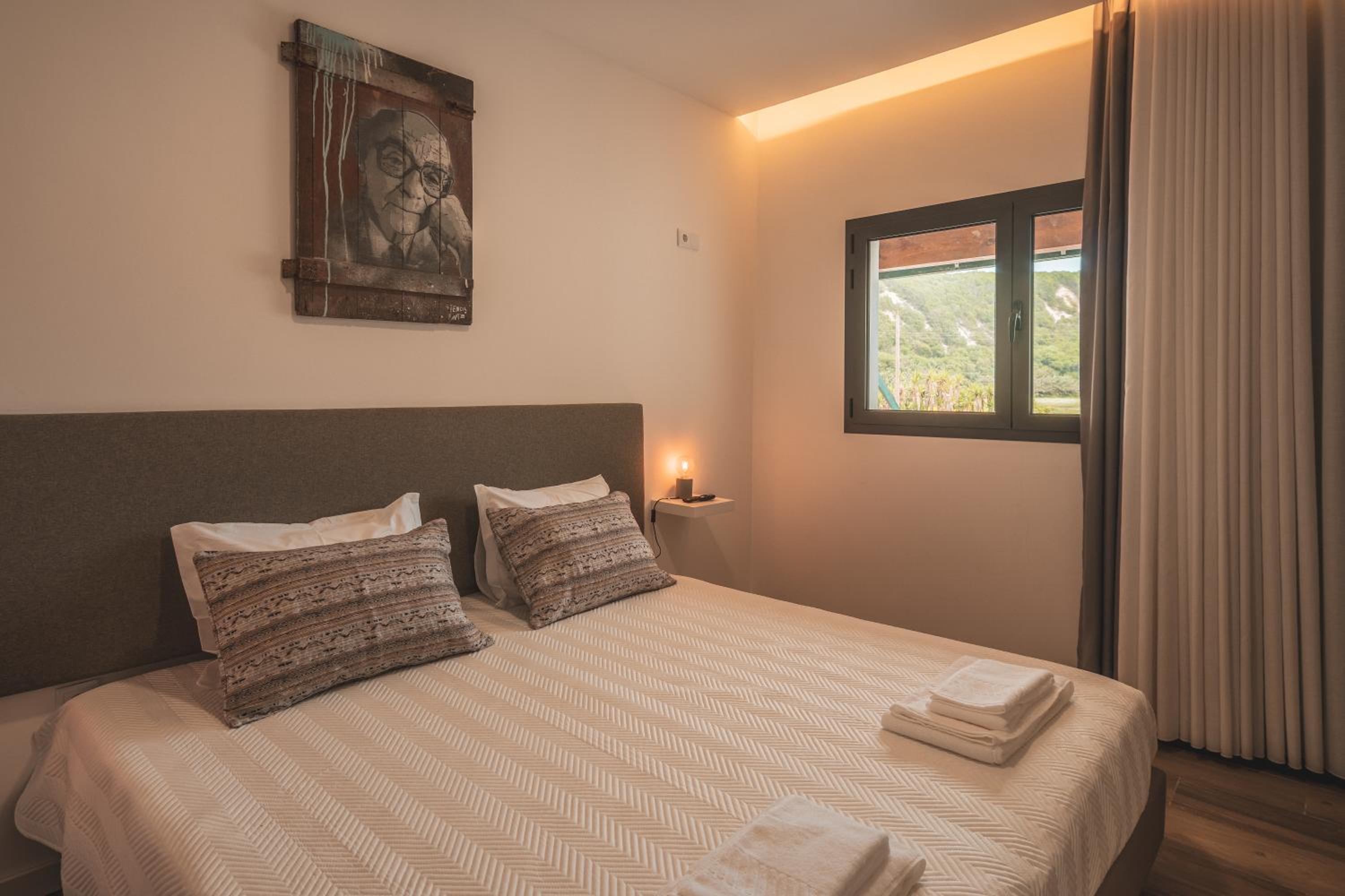 Double or Twin Room with Private Bathroom photo 2