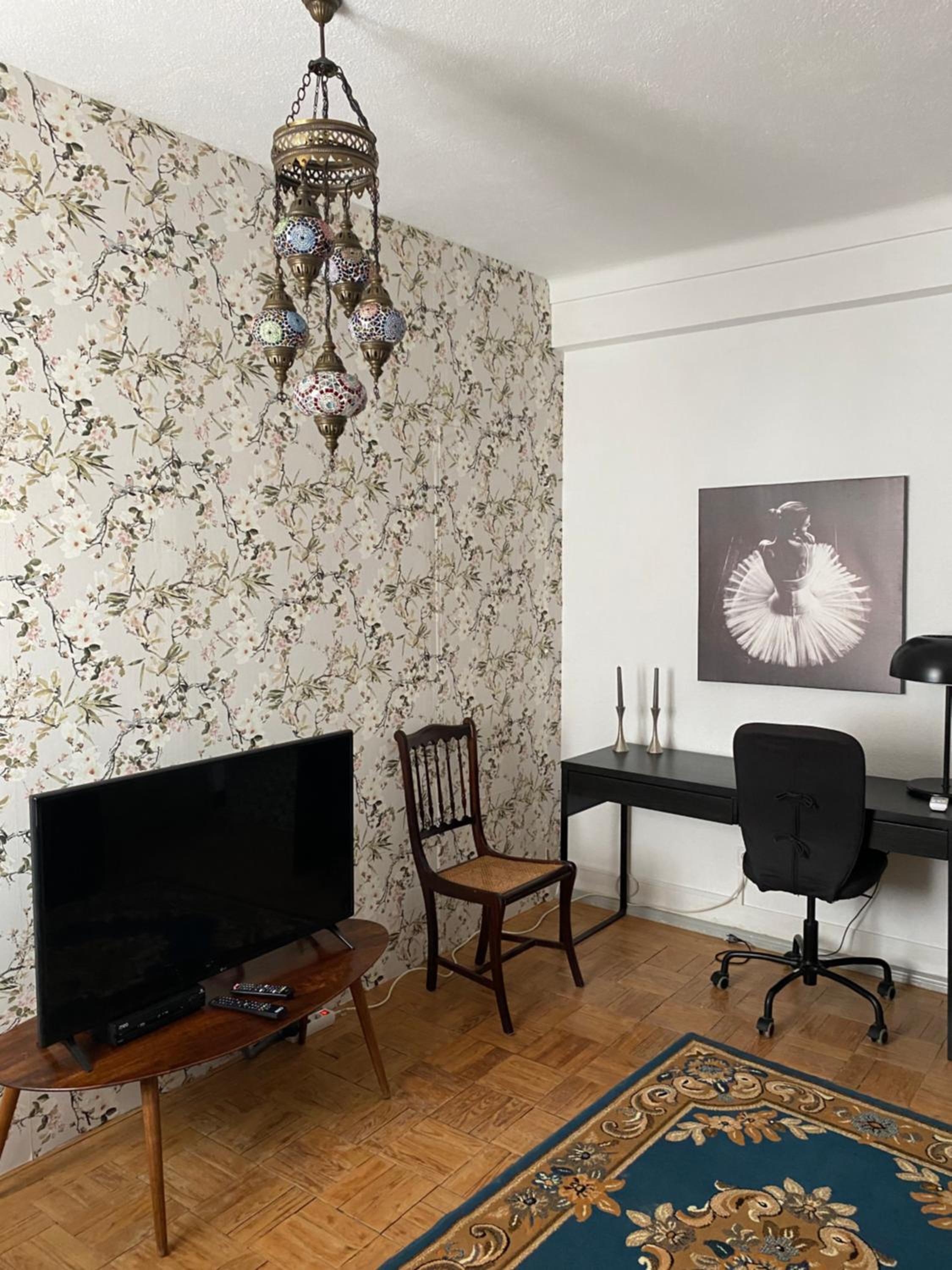 Three-Bedroom Suite - Photo 9