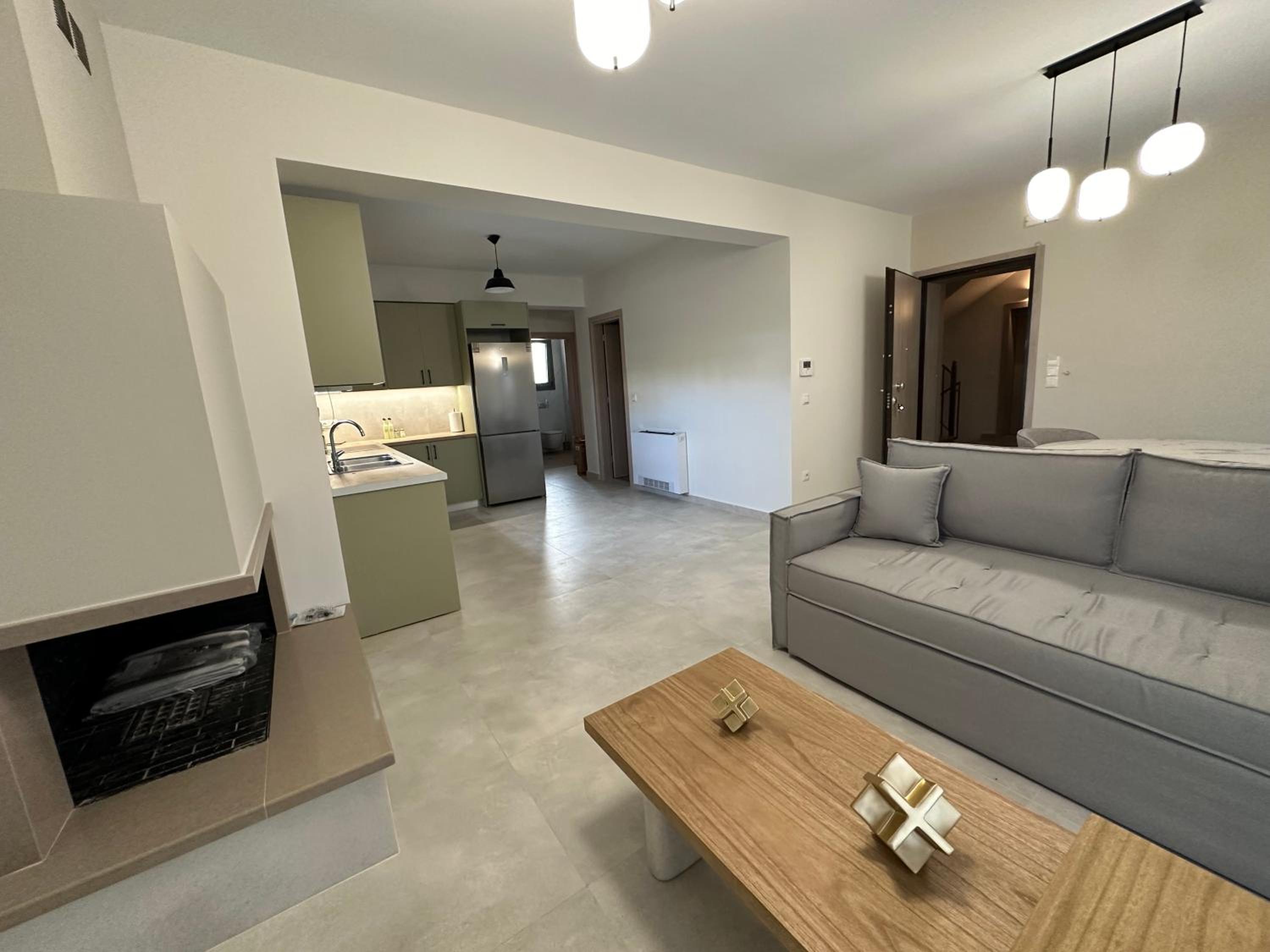 Deluxe Two-Bedroom Apartment with Garden View