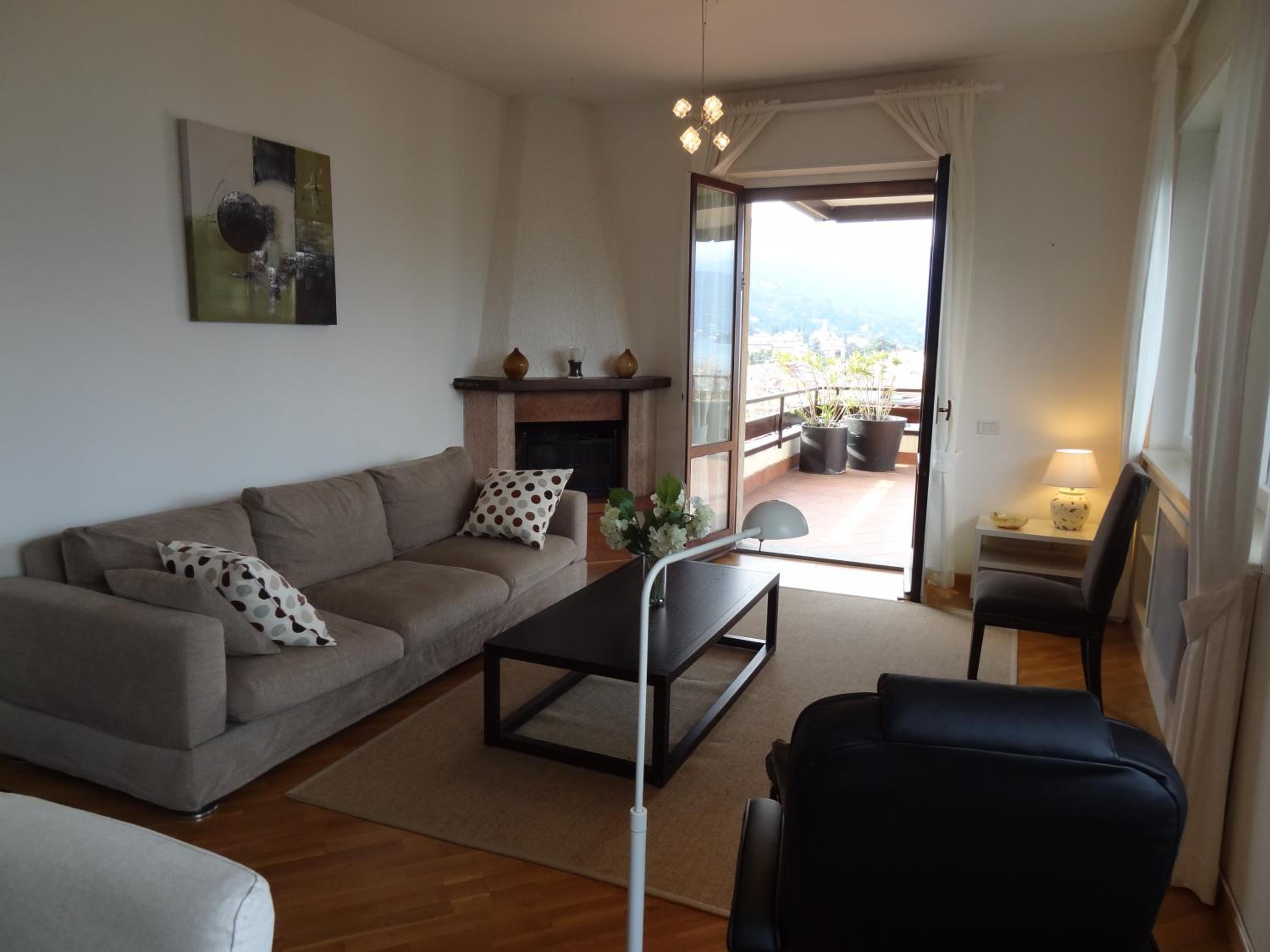 Two-Bedroom Apartment With Lake View
