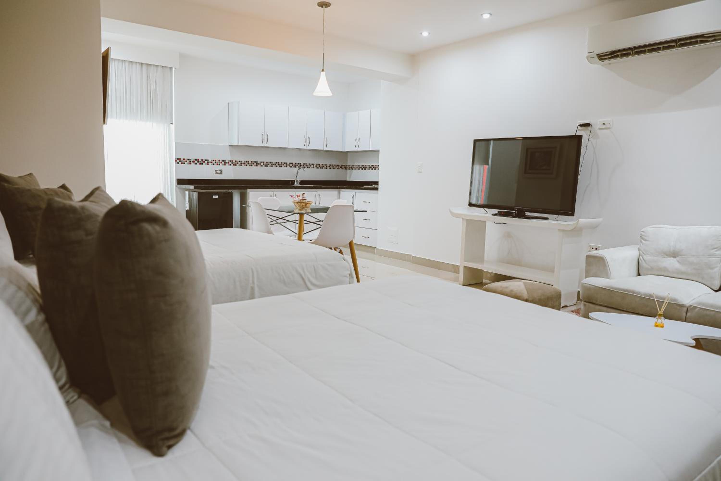 Standard Twin Room photo 2