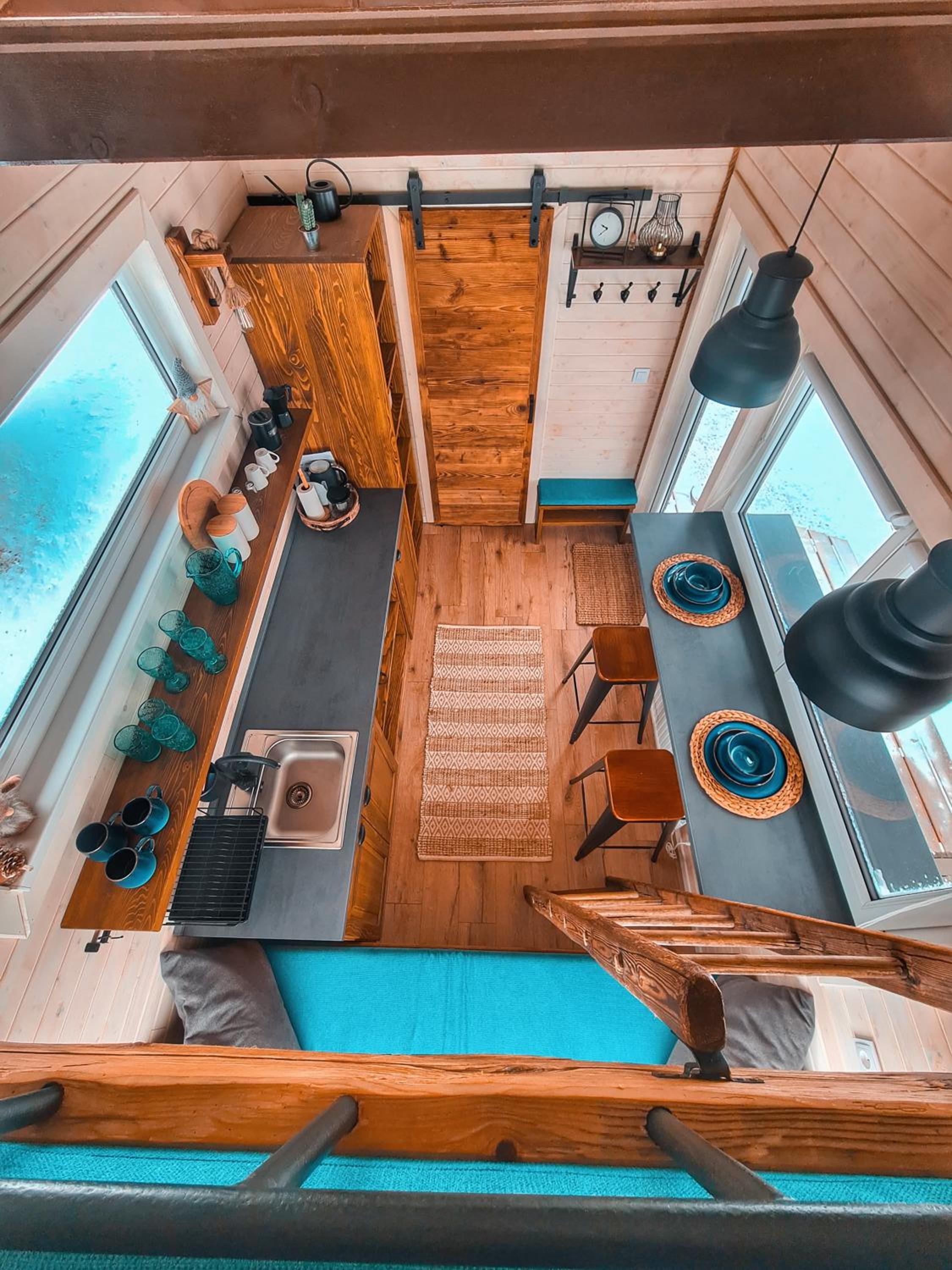 One-Bedroom House - Photo 9