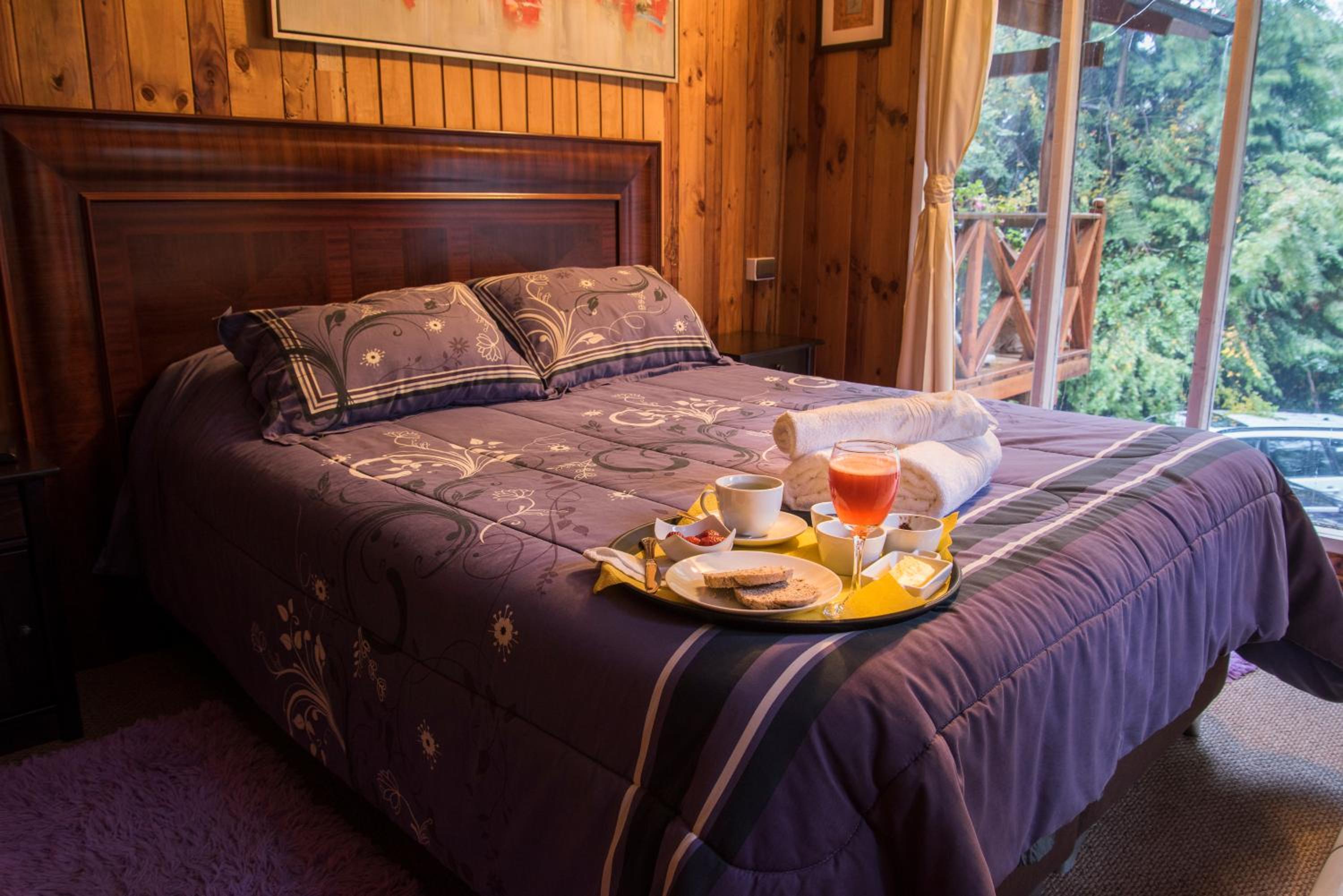 Triple Room with Private Bathroom photo 2