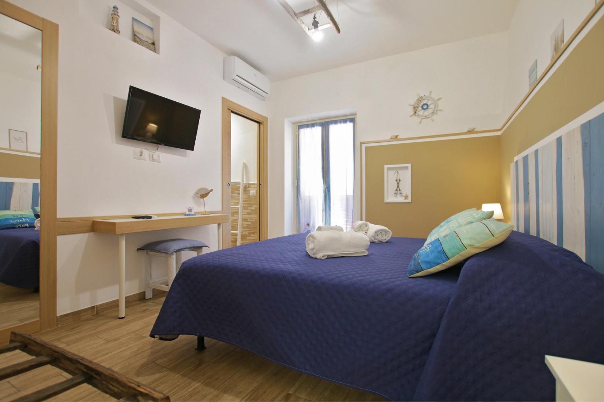 Double Room with Private Bathroom photo 1