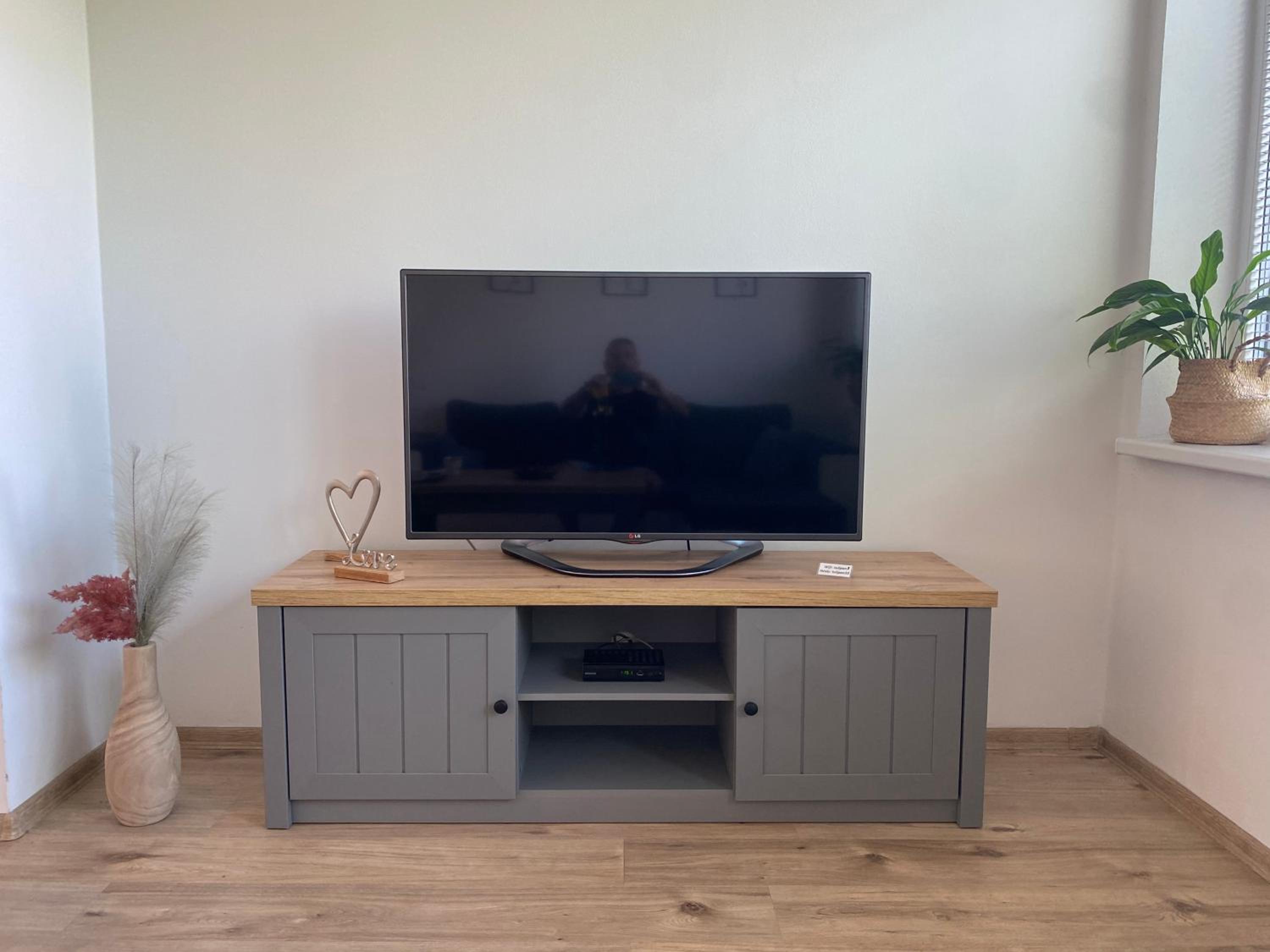 One-Bedroom Apartment - Photo 31