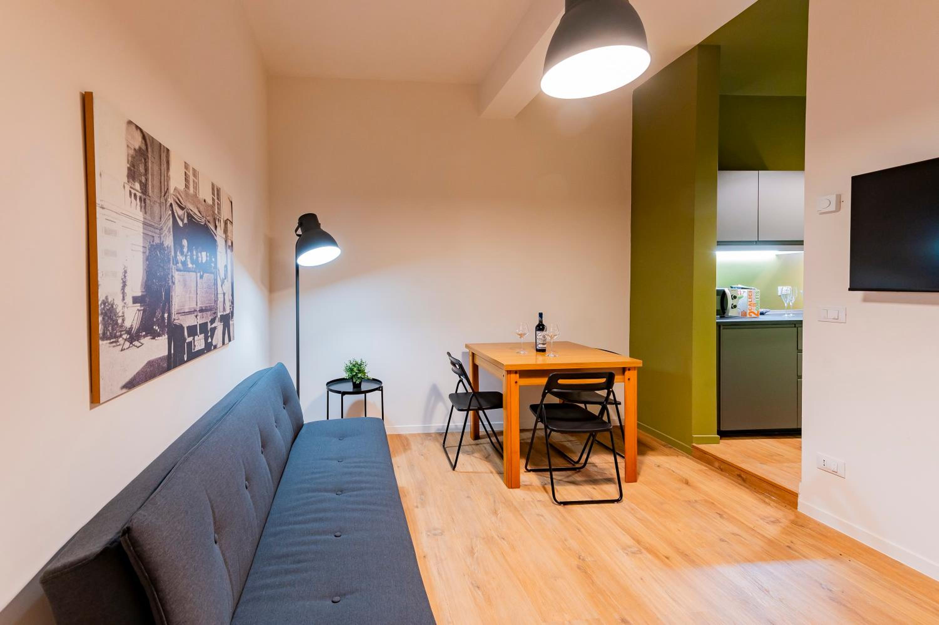 One-Bedroom Apartment