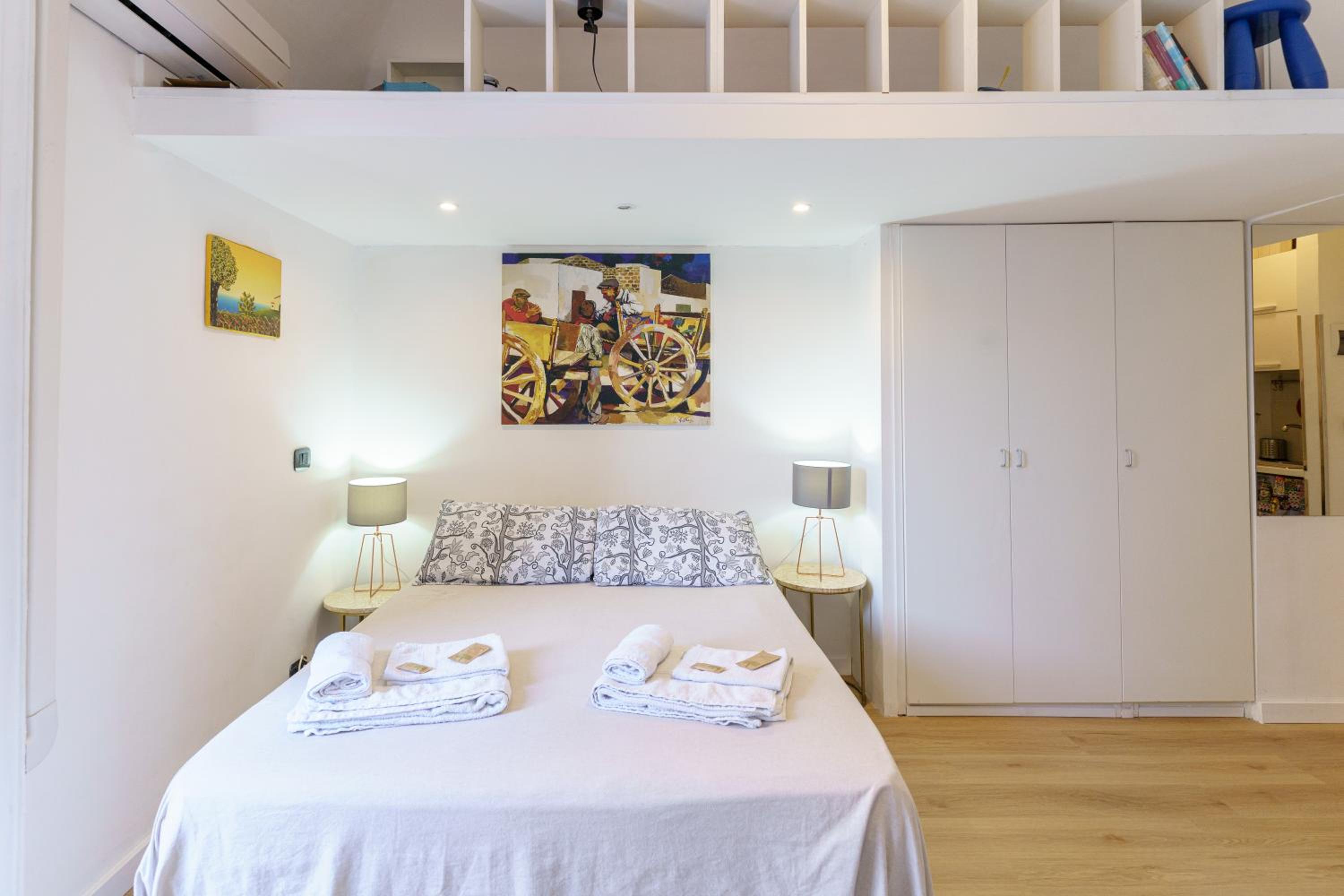 One-Bedroom Apartment - Photo 17