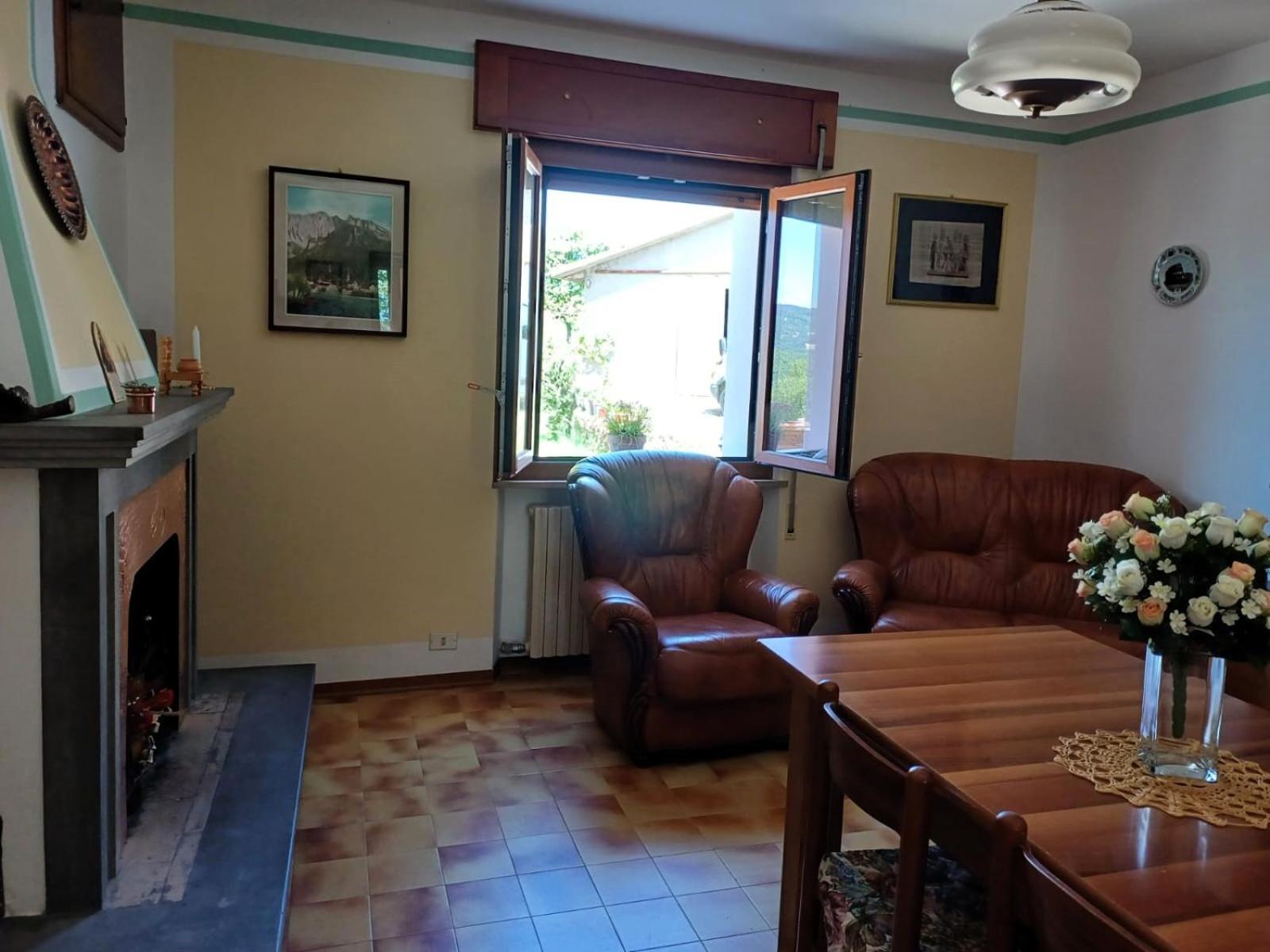 Three-Bedroom Apartment photo 1