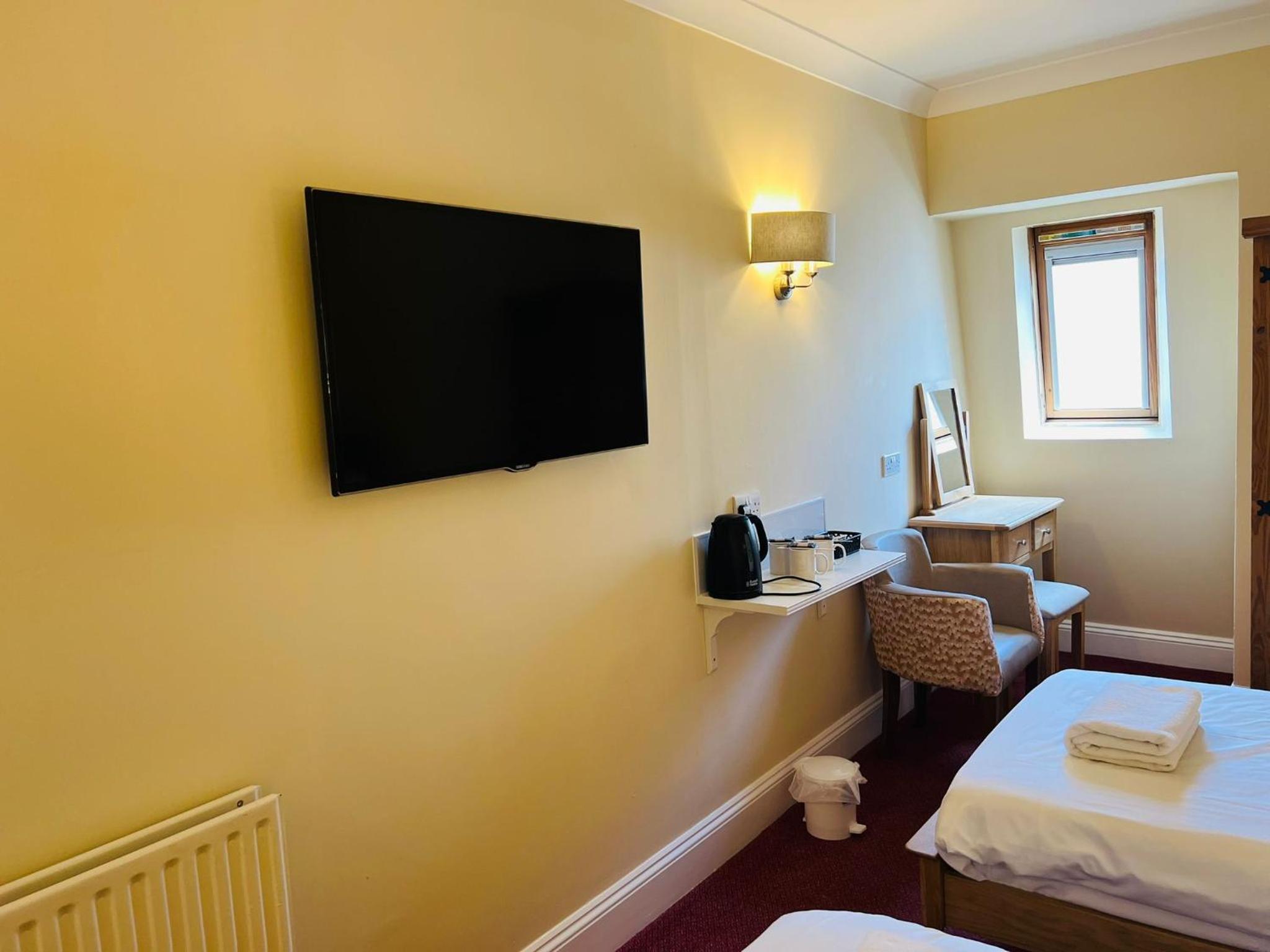 Standard Family Room photo 2