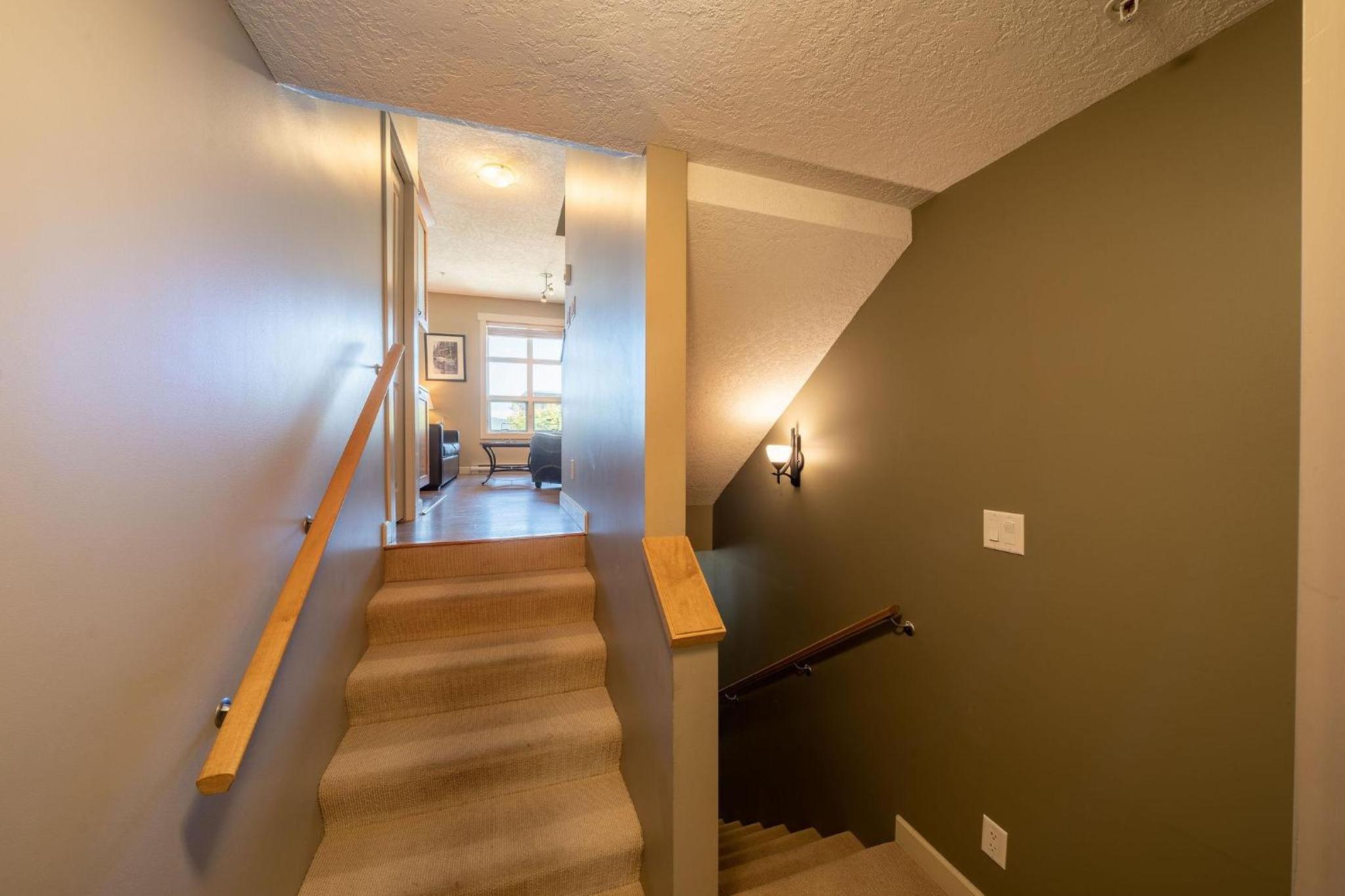 Two-Bedroom House photo 3