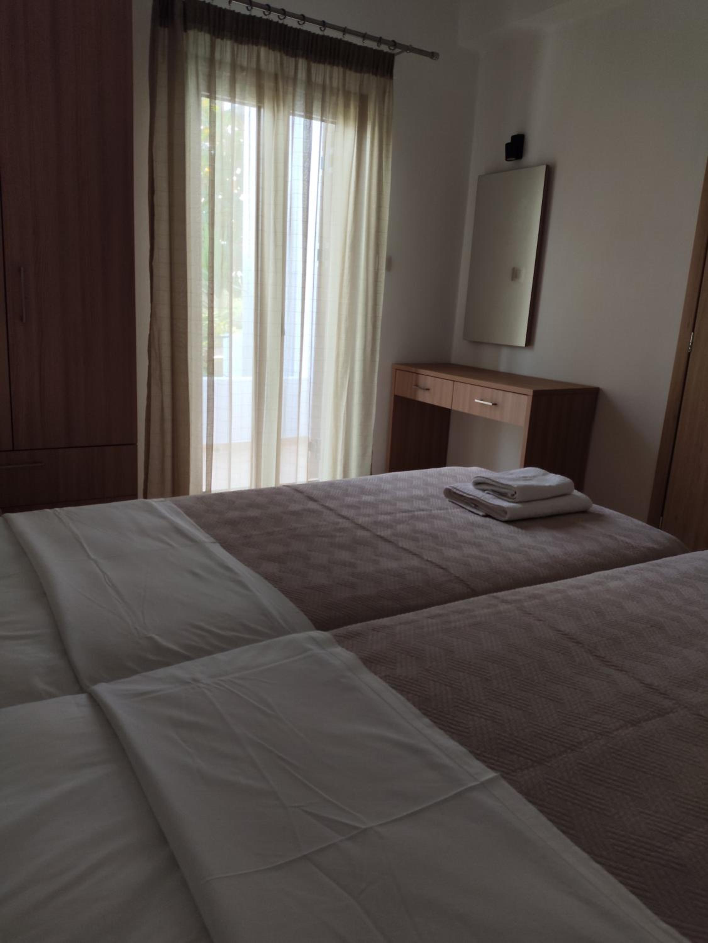 Apartment with Mountain View photo 3