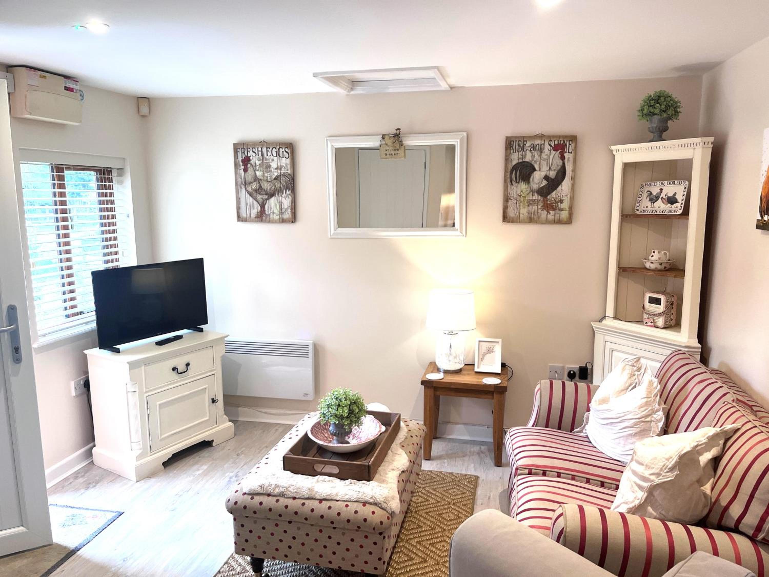 One-Bedroom Cottage - Farm End Cottage  photo 1