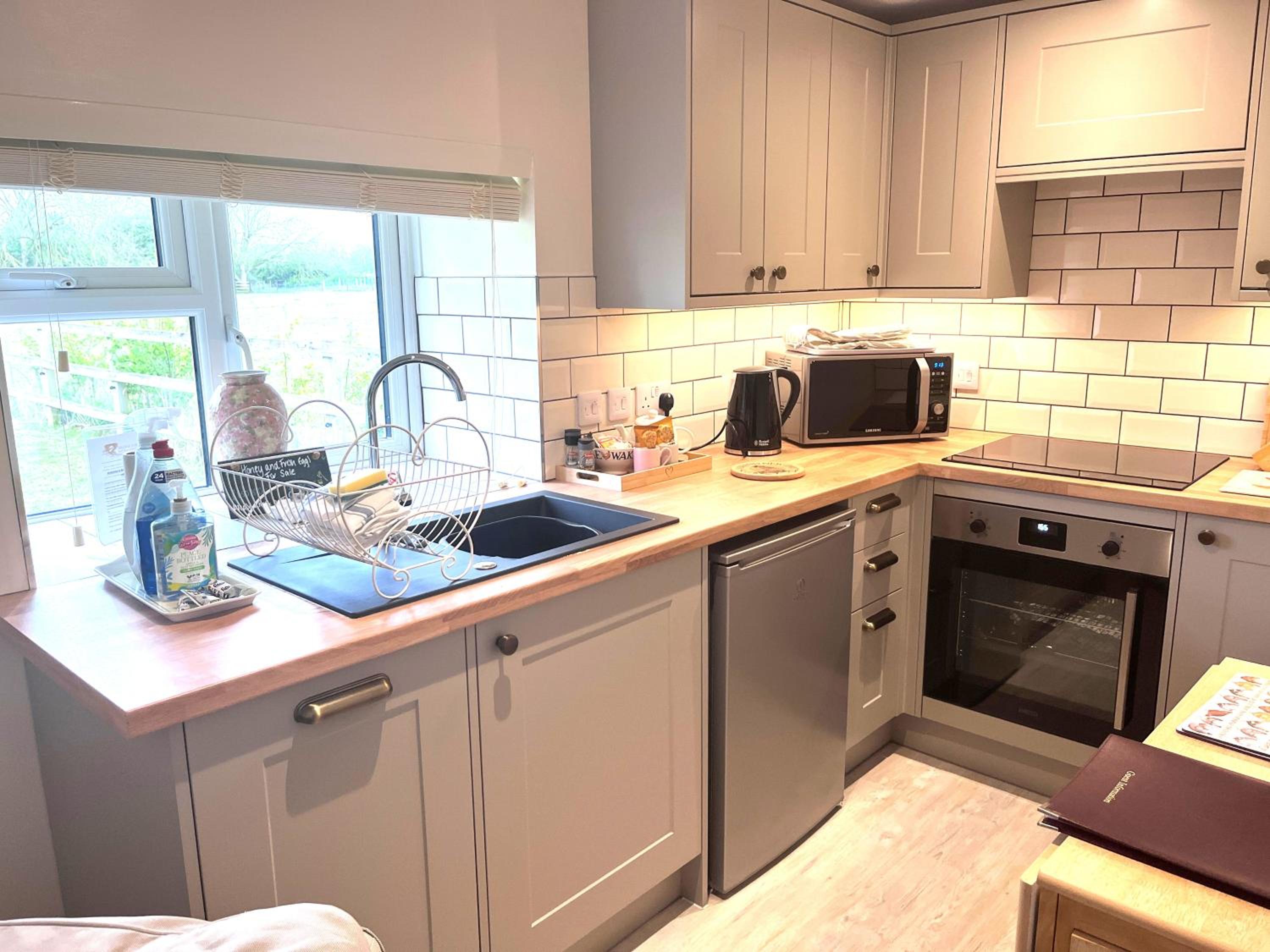 One-Bedroom Cottage - Farm End Cottage  photo 2
