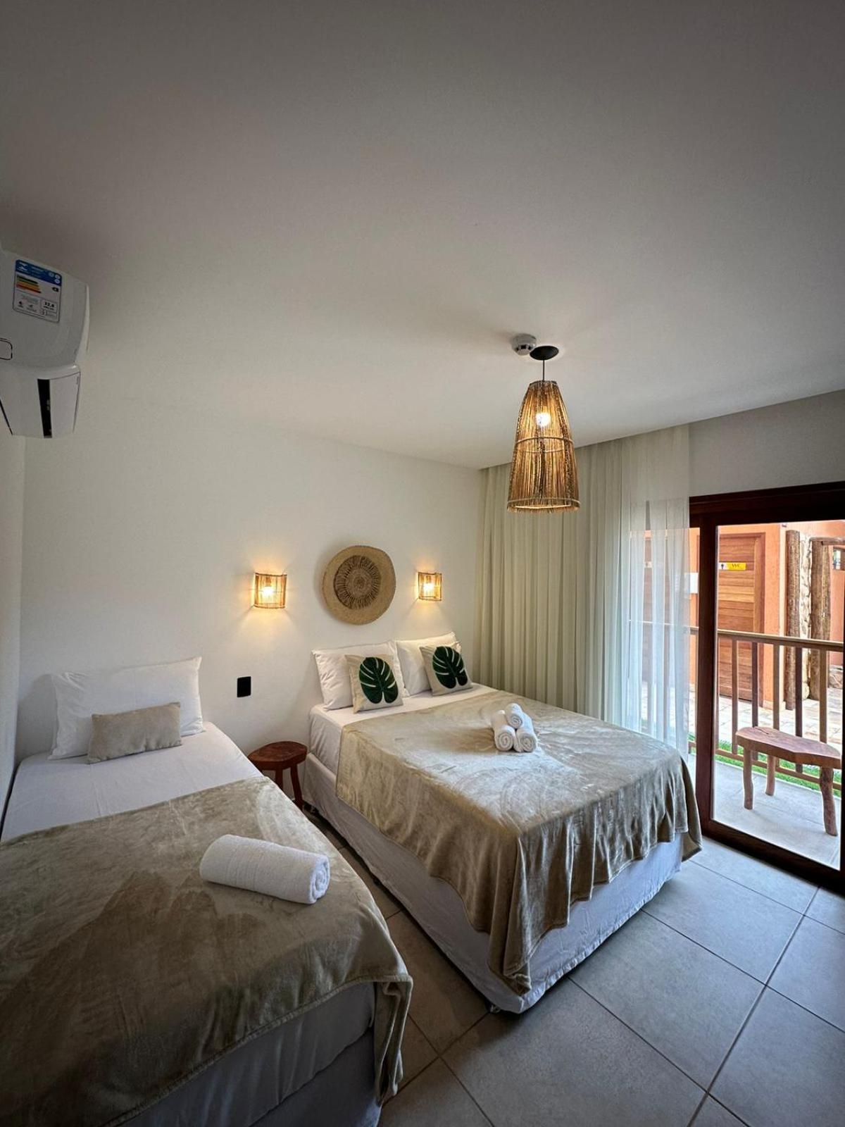 Triple Room with Pool View photo 3