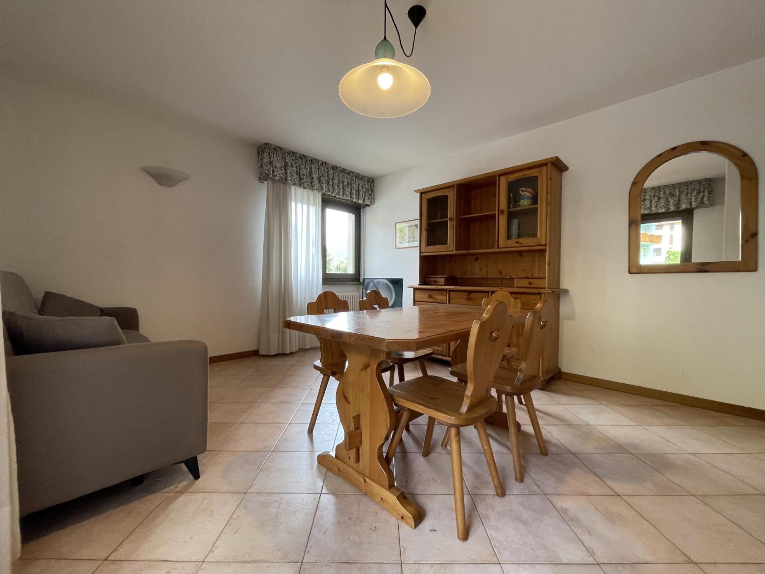 Two-Bedroom Apartment with Balcony photo 3