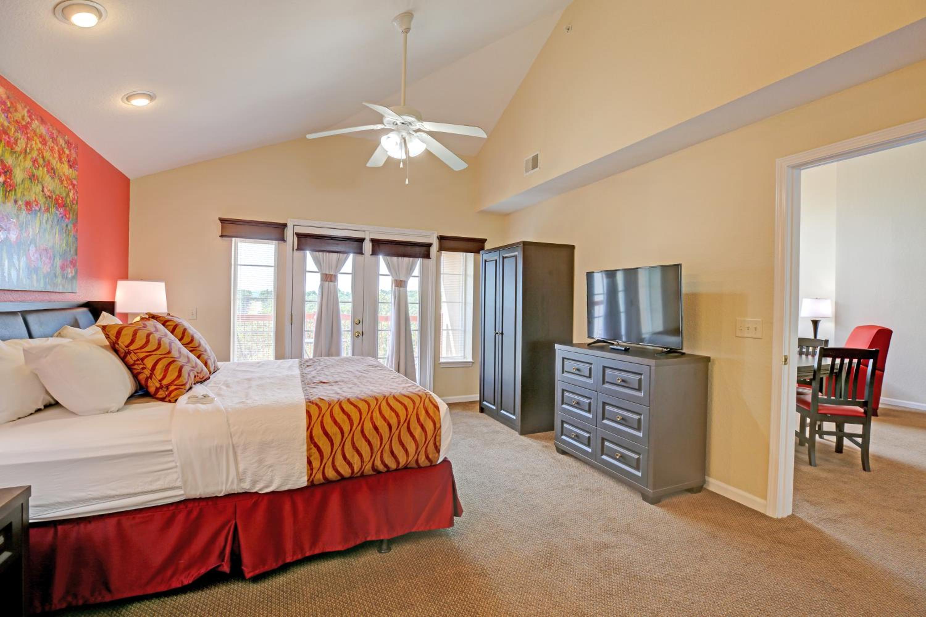 Penthouse Apartment photo 2