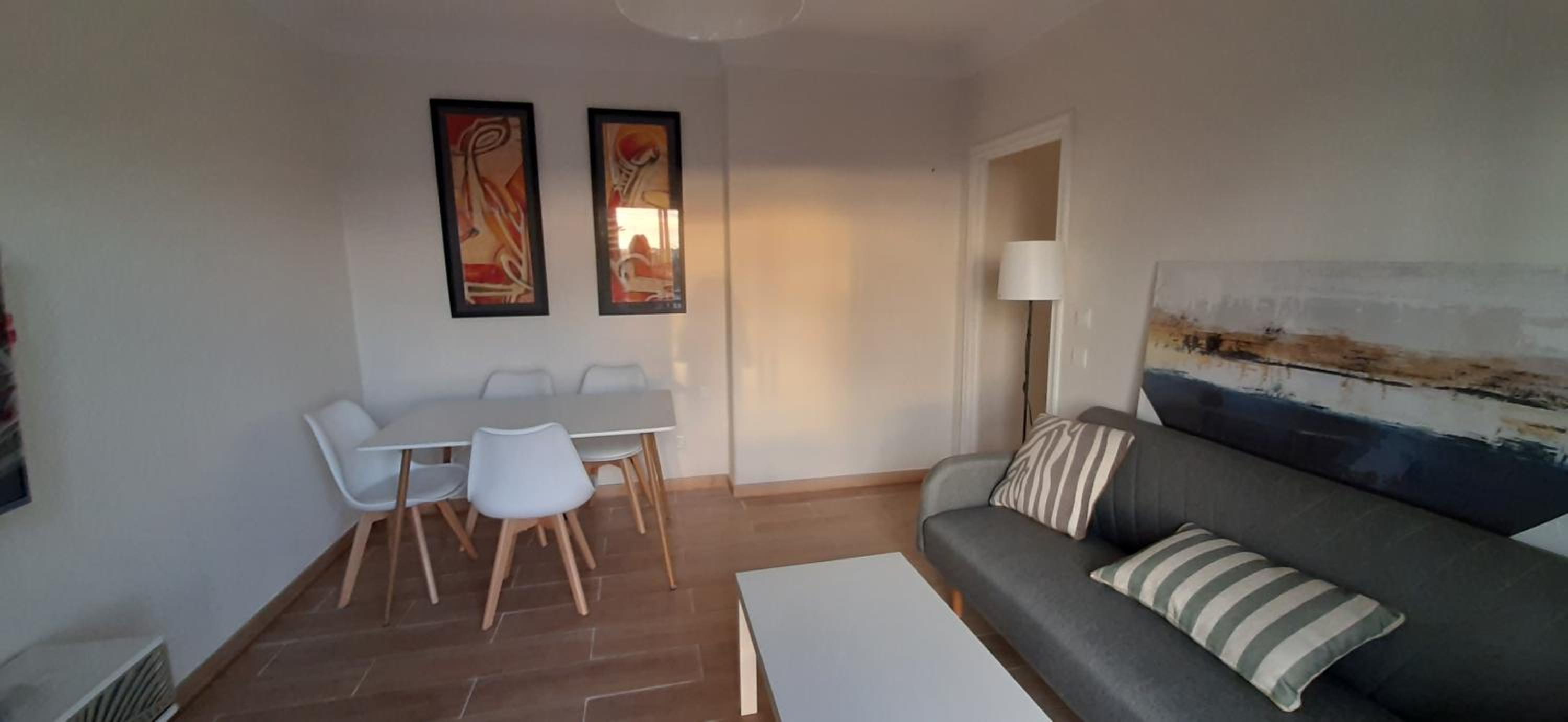 Apartamento de Dos Habitaciones con Vista