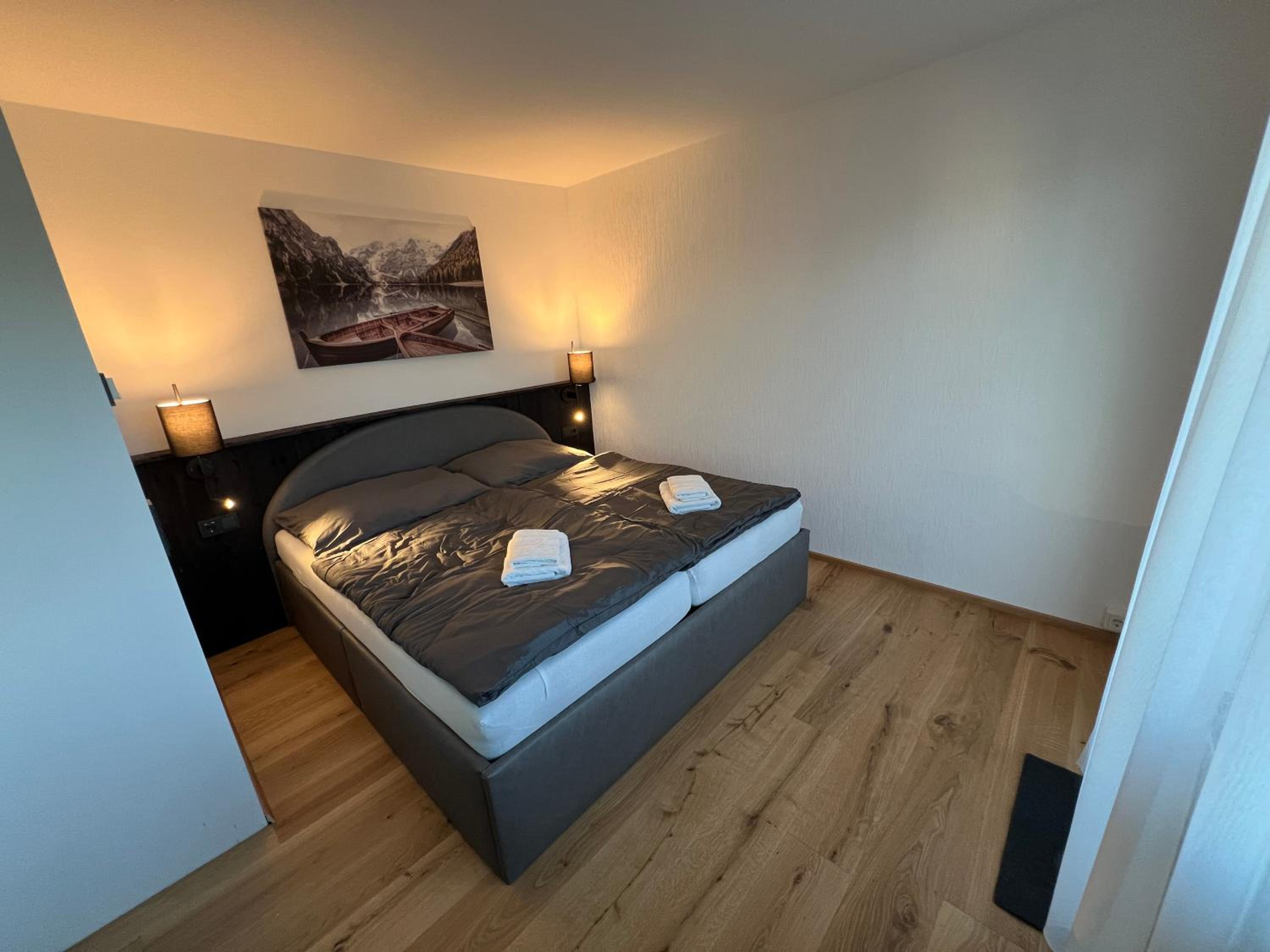 One-Bedroom Apartment with Terrace photo 1