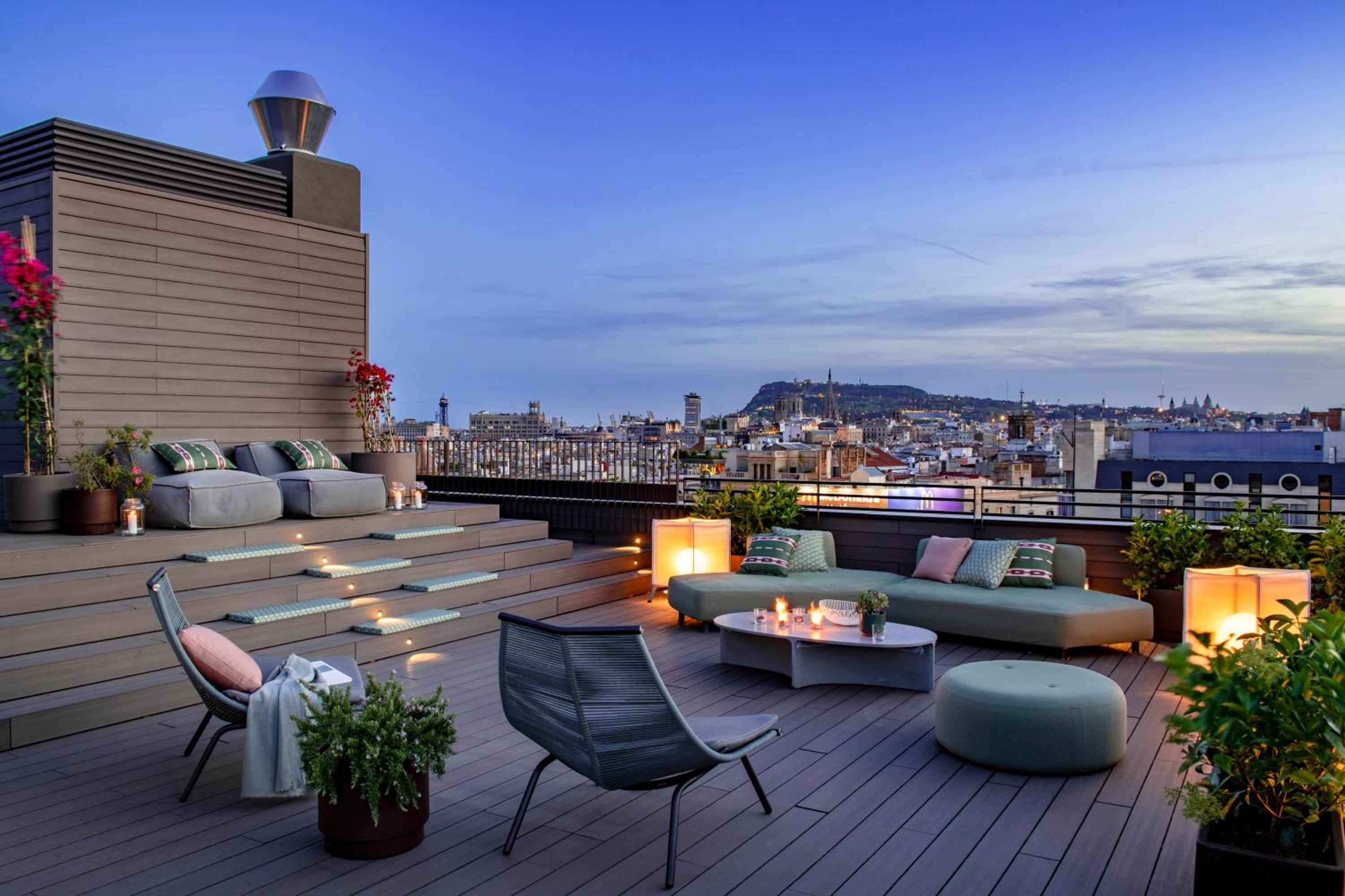 Two-Bedroom Apartment with Balcony Panoramic View photo 3