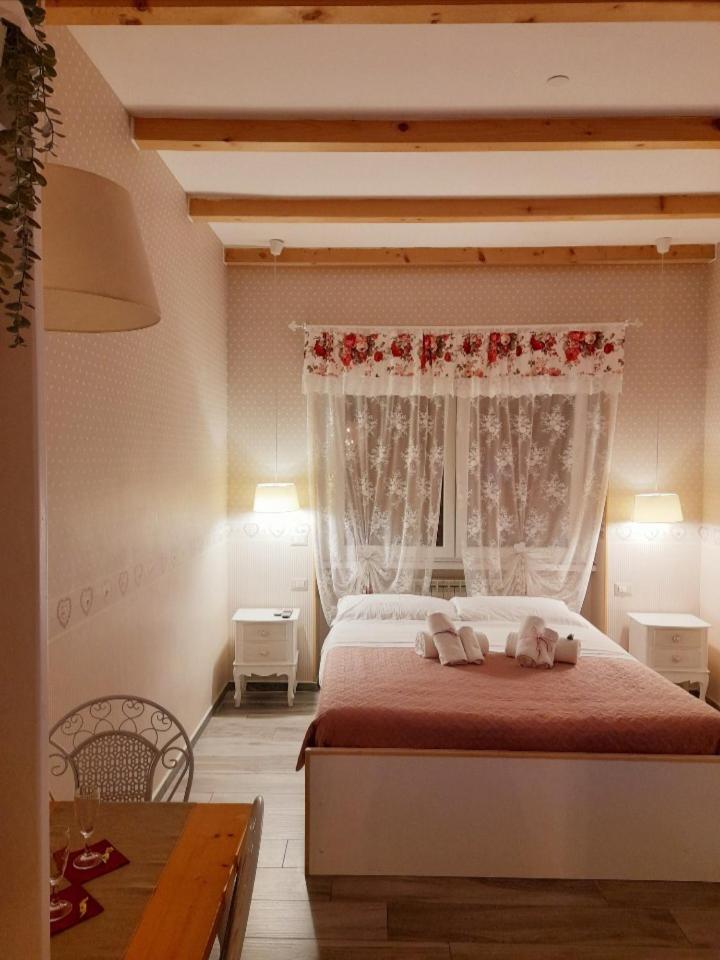 Double Room with Spa Bath photo 3