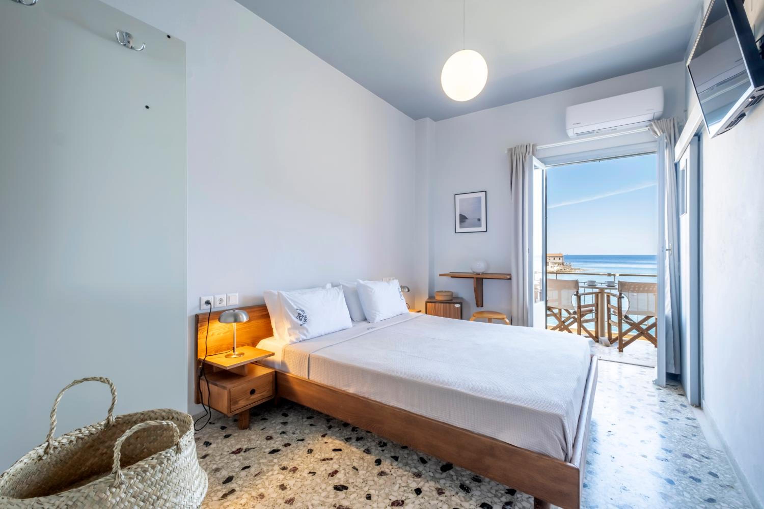 Double Room with Balcony and Sea View