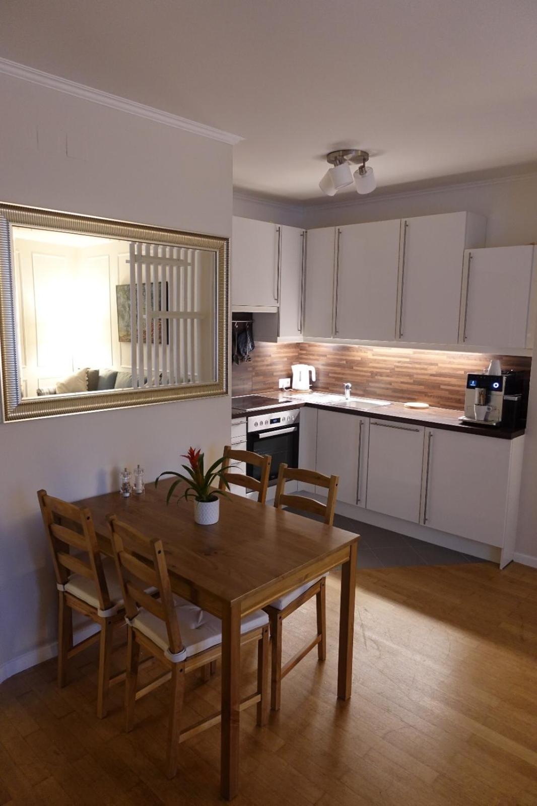 One-Bedroom Apartment photo 2