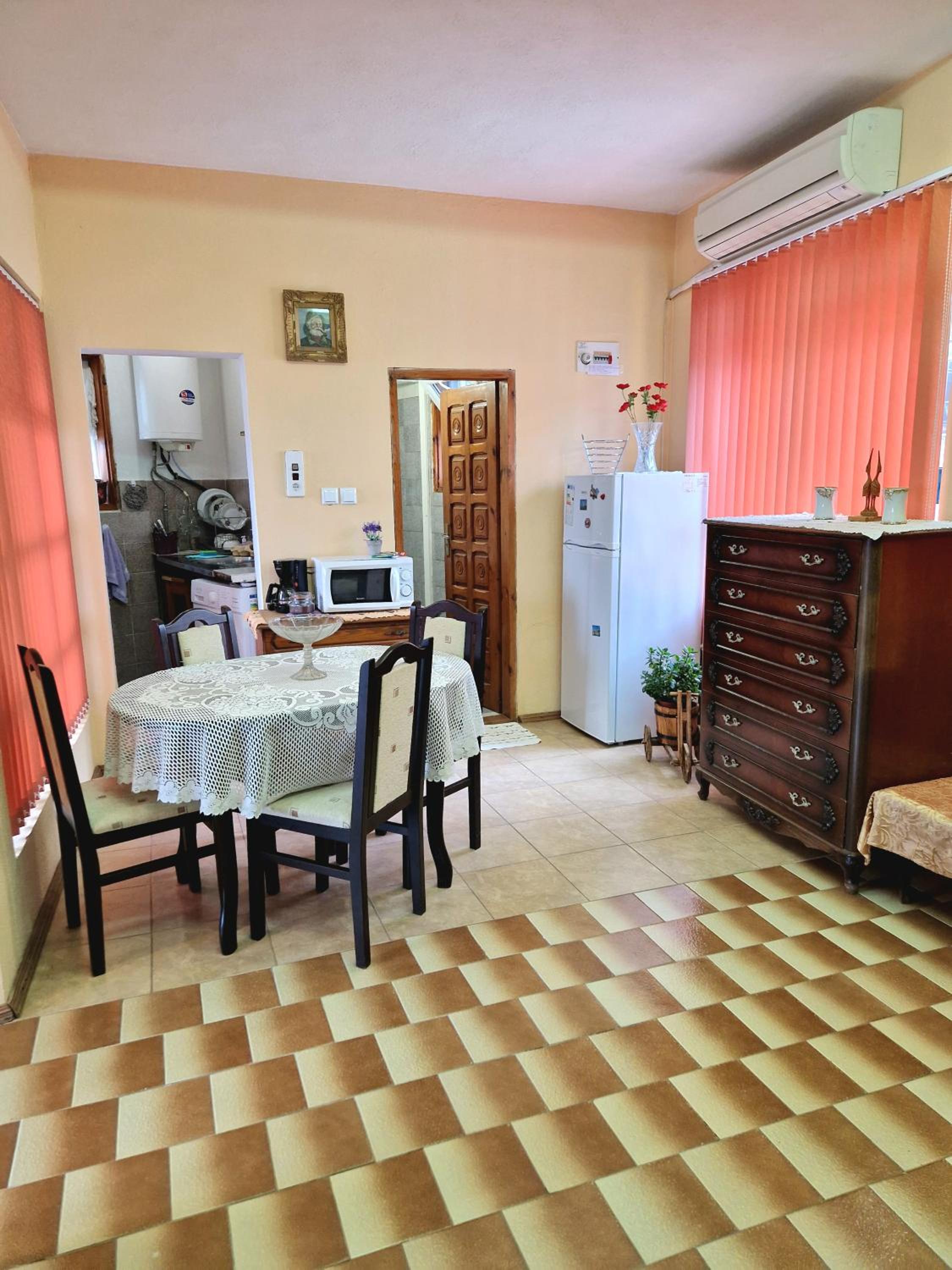 Apartment with Sea View - Photo 25