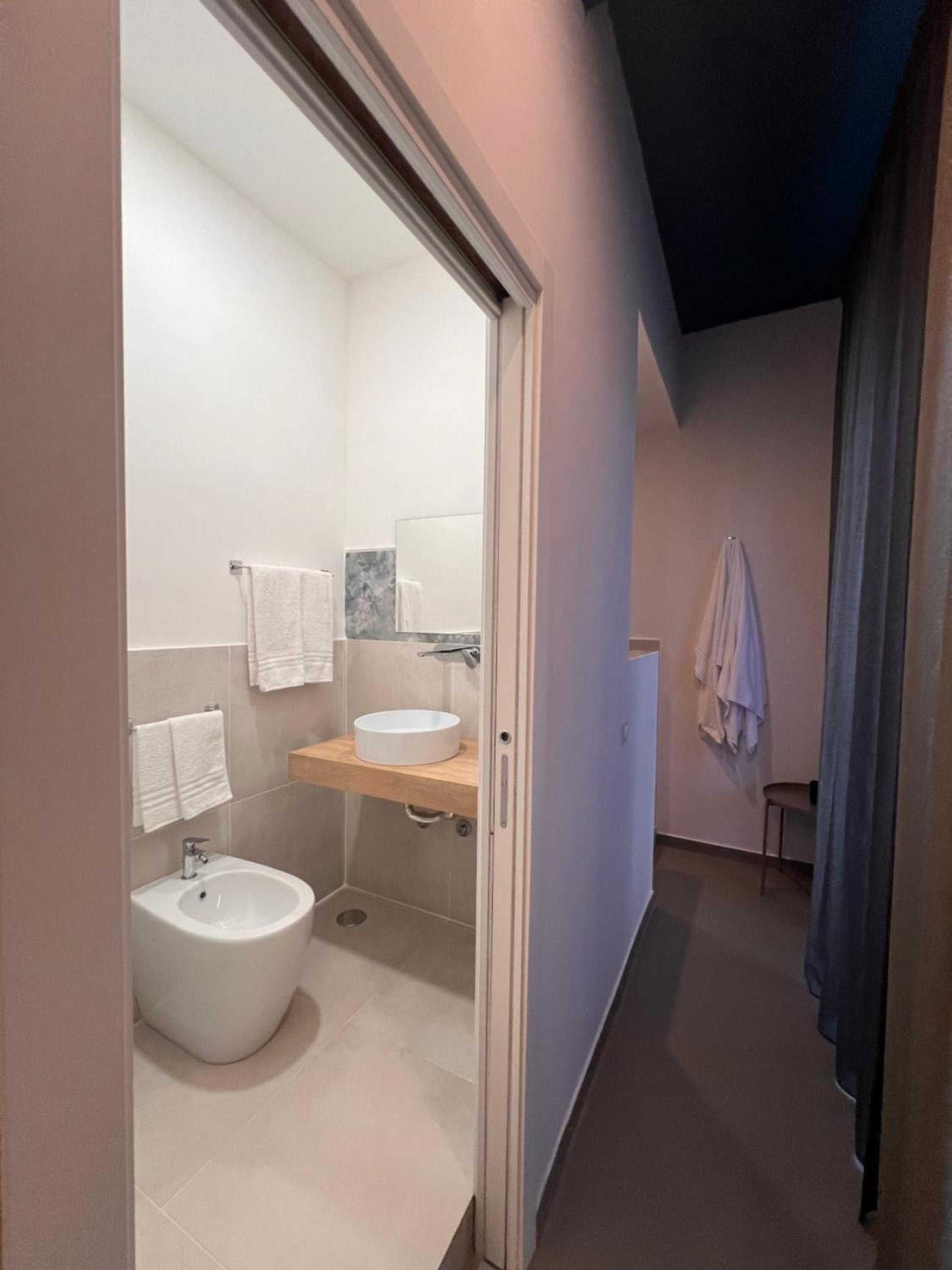 Superior Twin Room - Photo 13