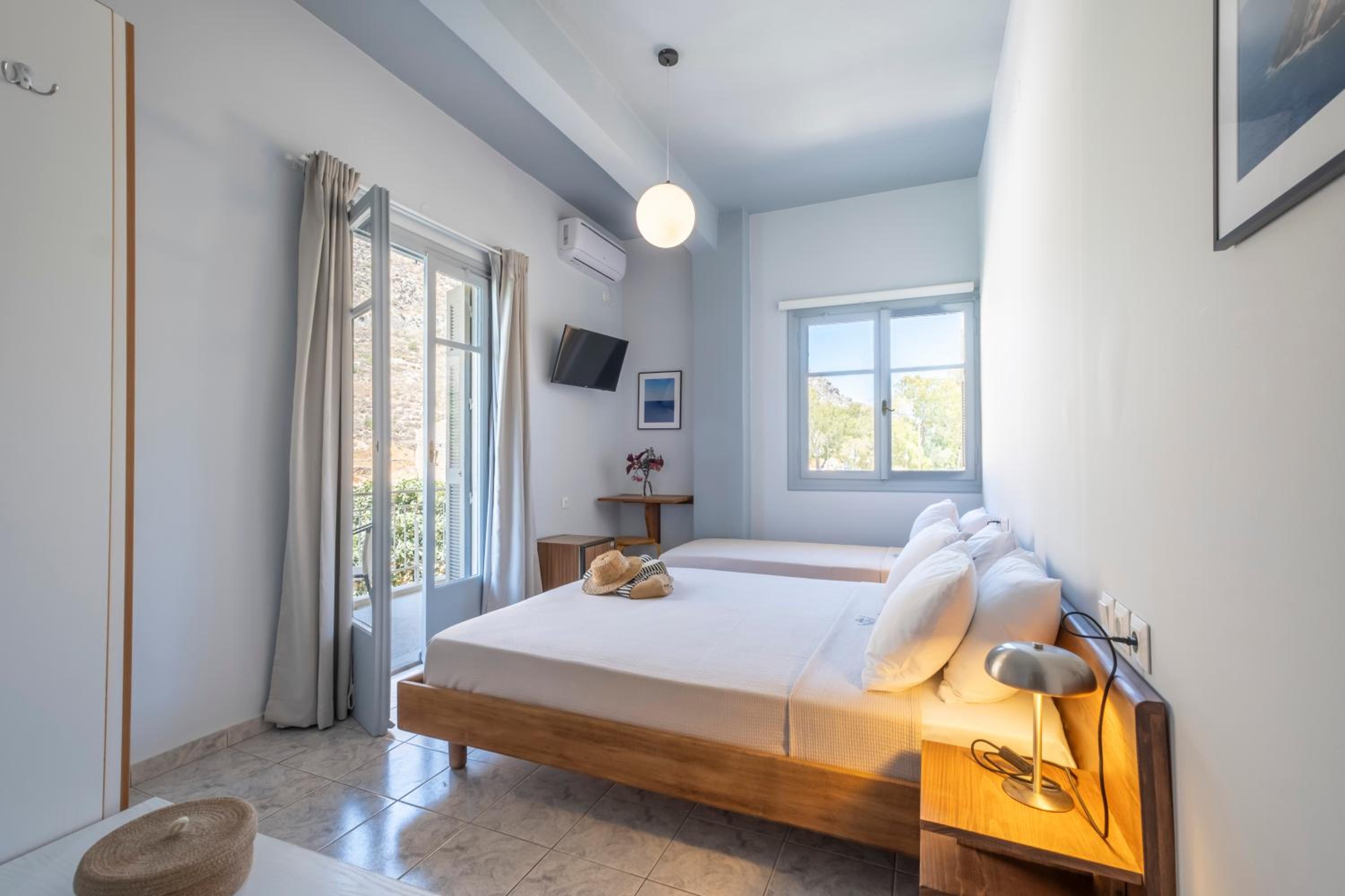 Triple Room with Sea View