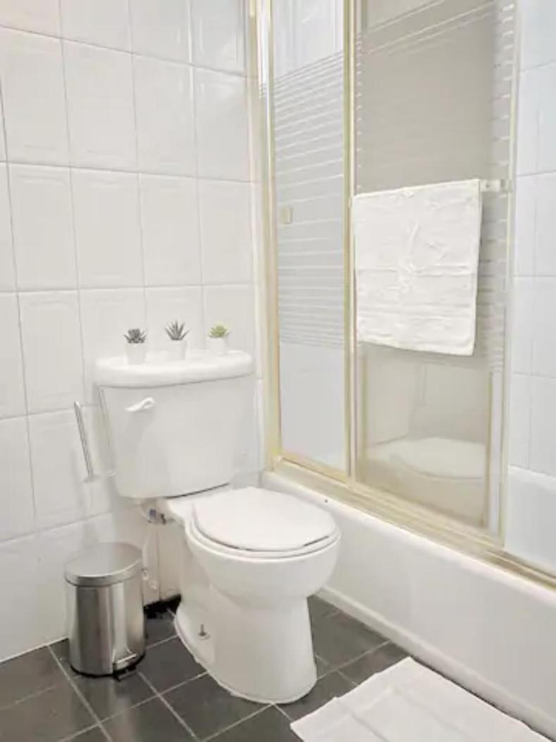 Two-Bedroom Apartment photo 3