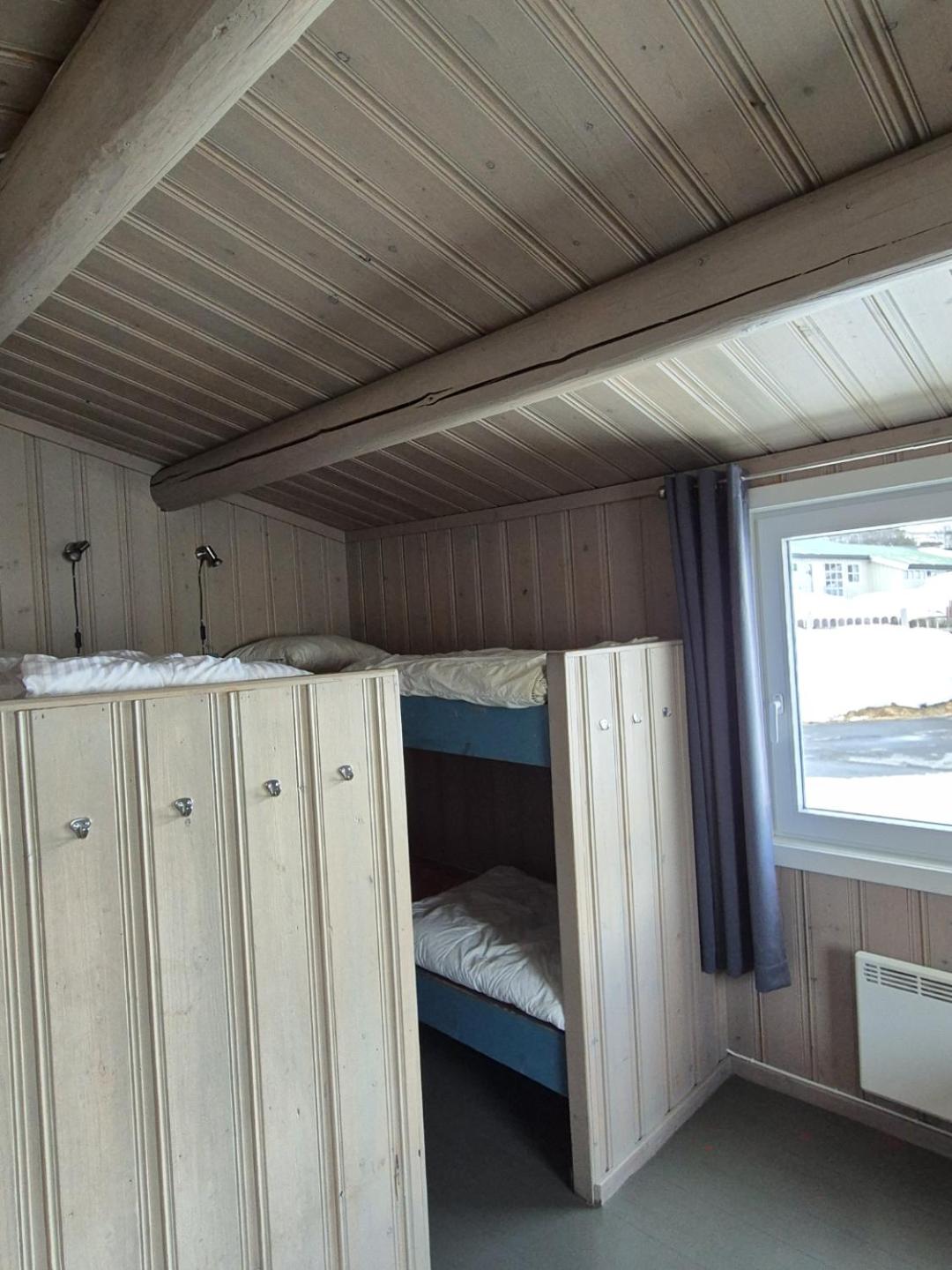Cottage with Shared Bathroom photo 1