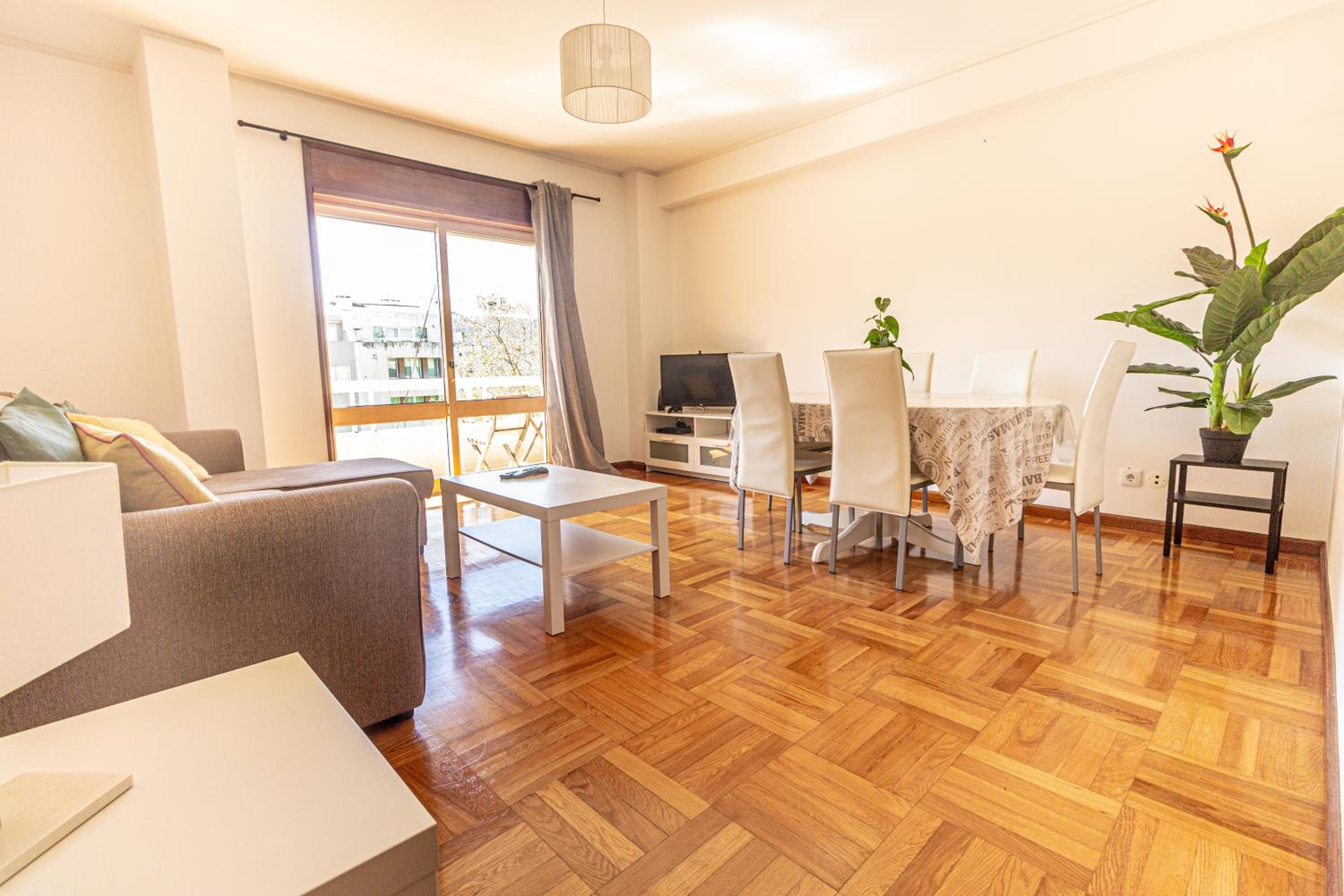 Apartment with Terrace photo 3